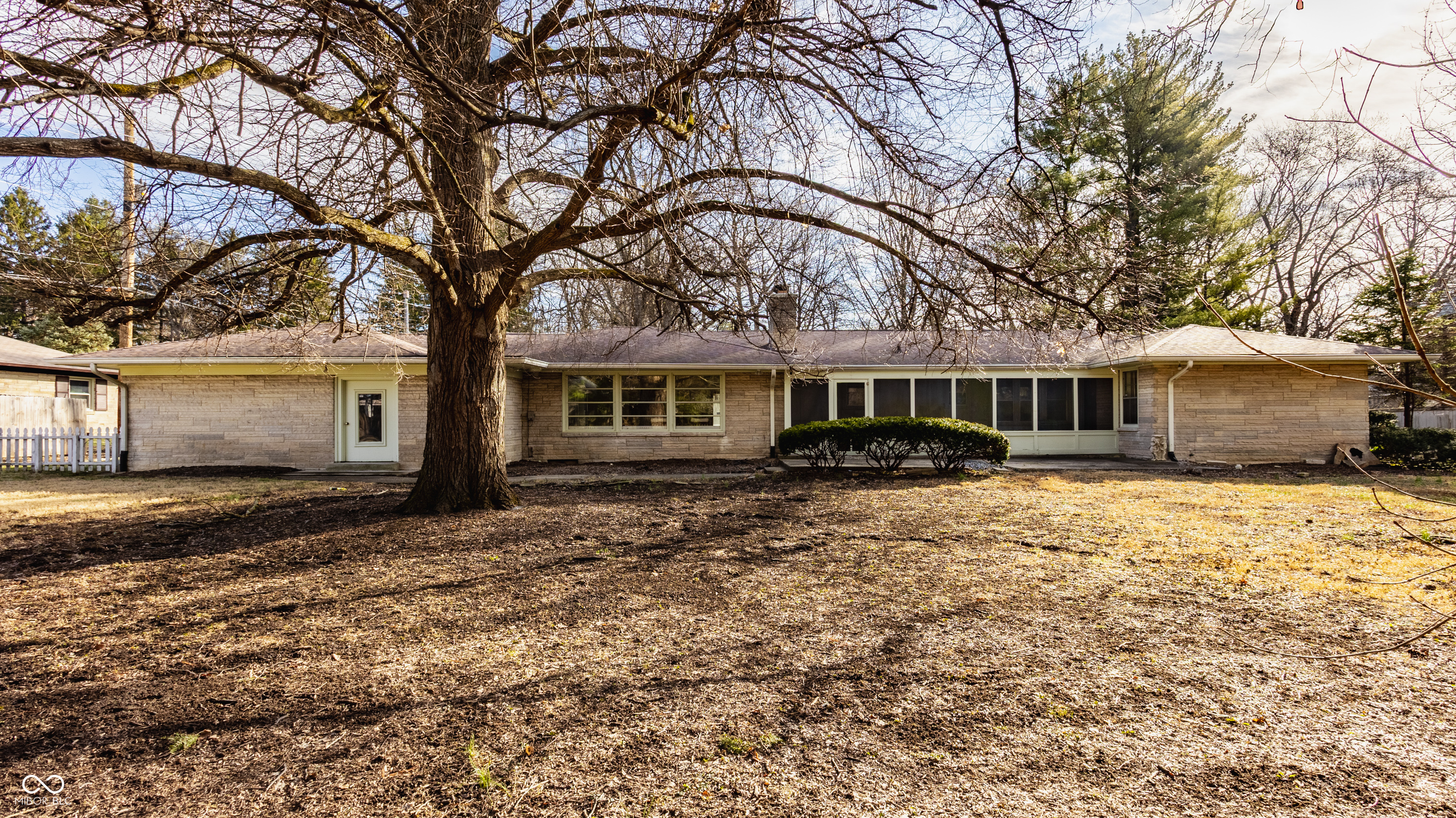 6220 Spring Mill Road