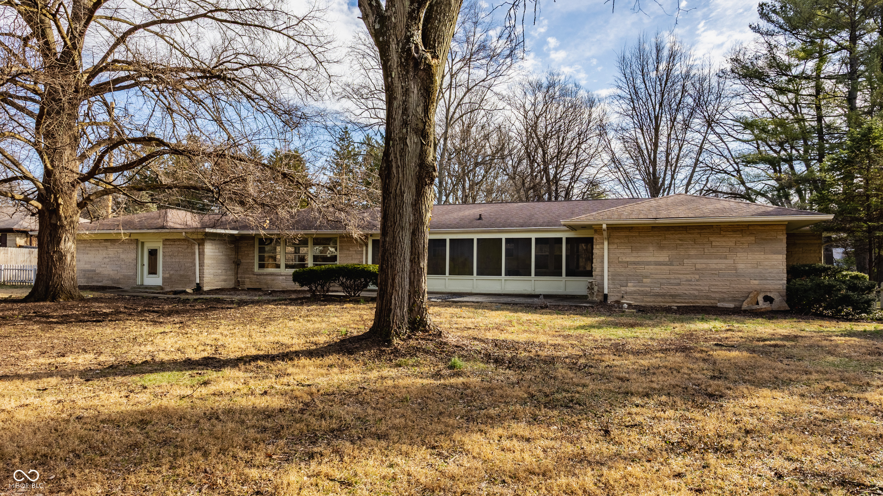 6220 Spring Mill Road