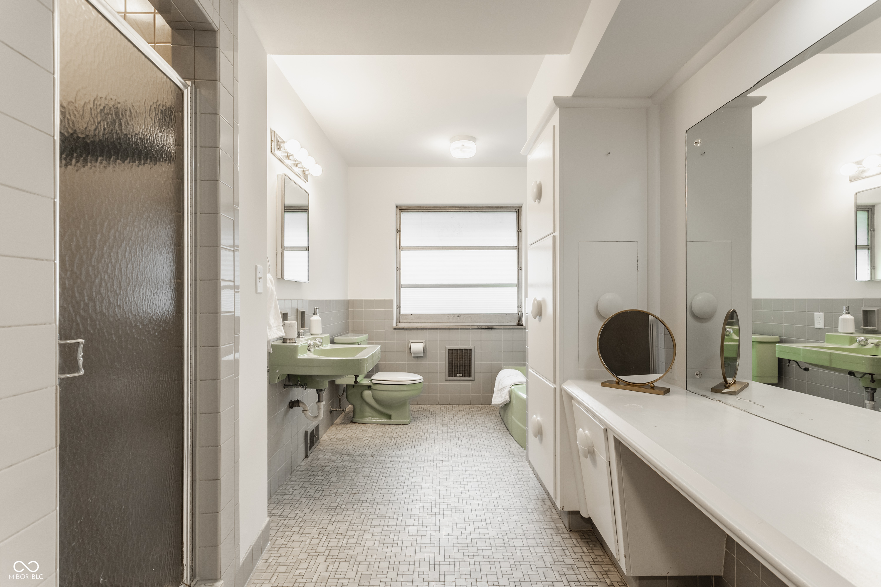 6220 Spring Mill Road