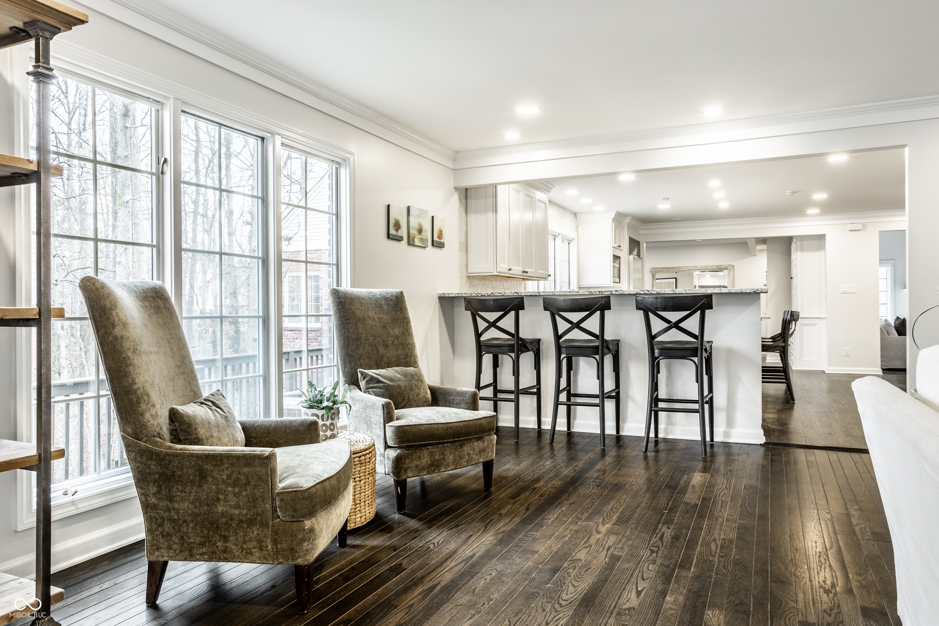 646 Somerset Drive W