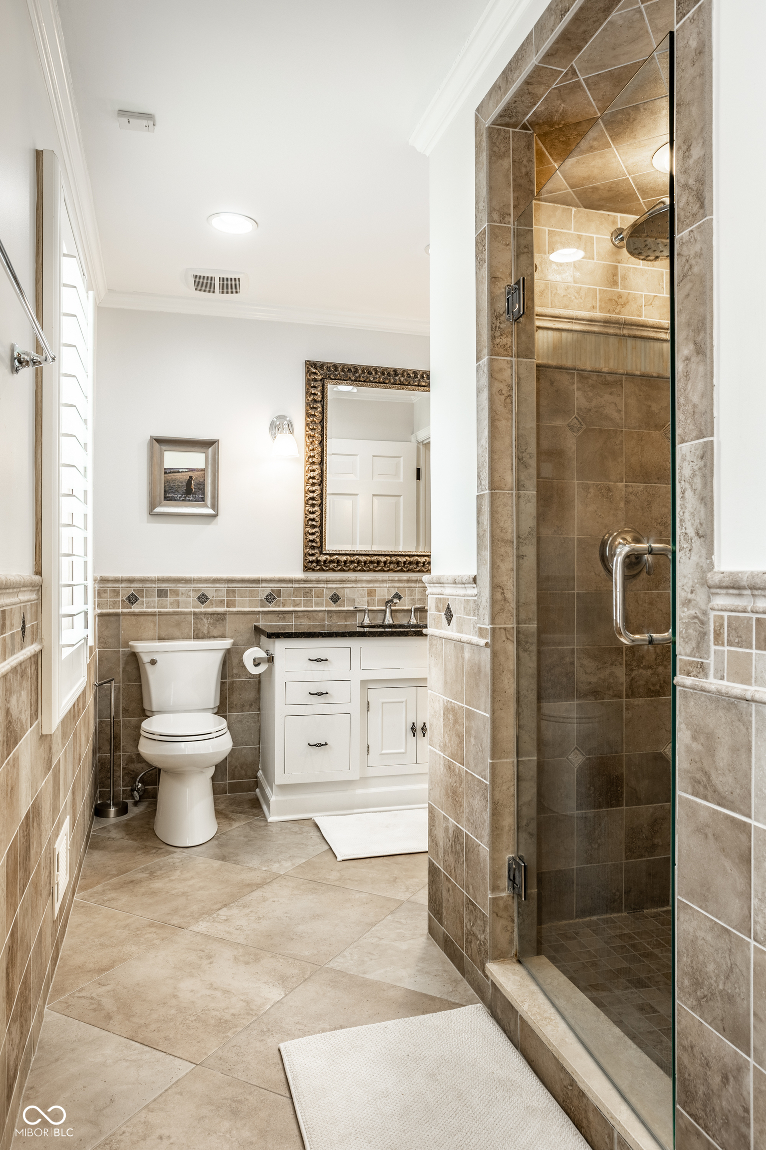 646 Somerset Drive W