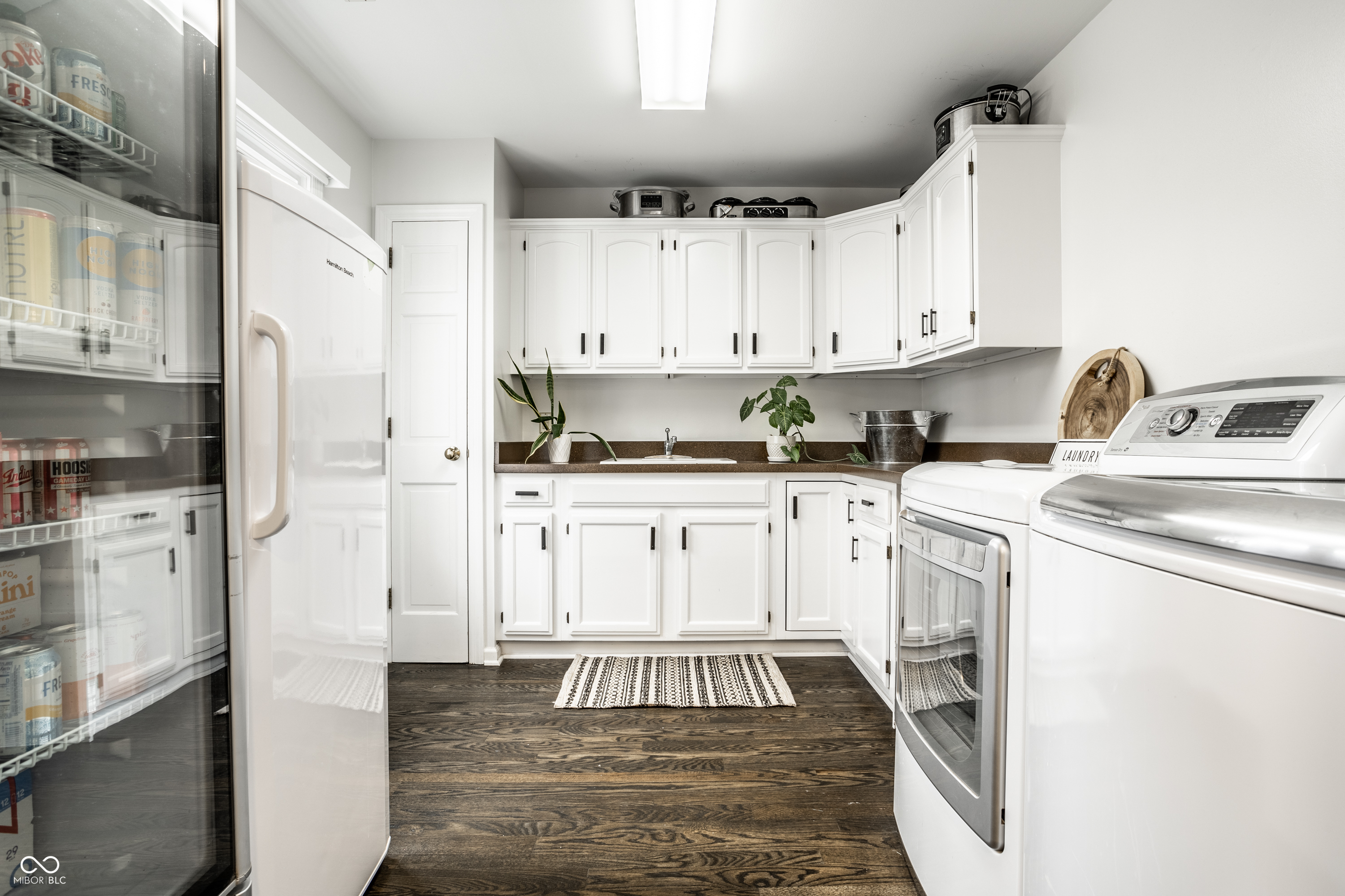 646 Somerset Drive W