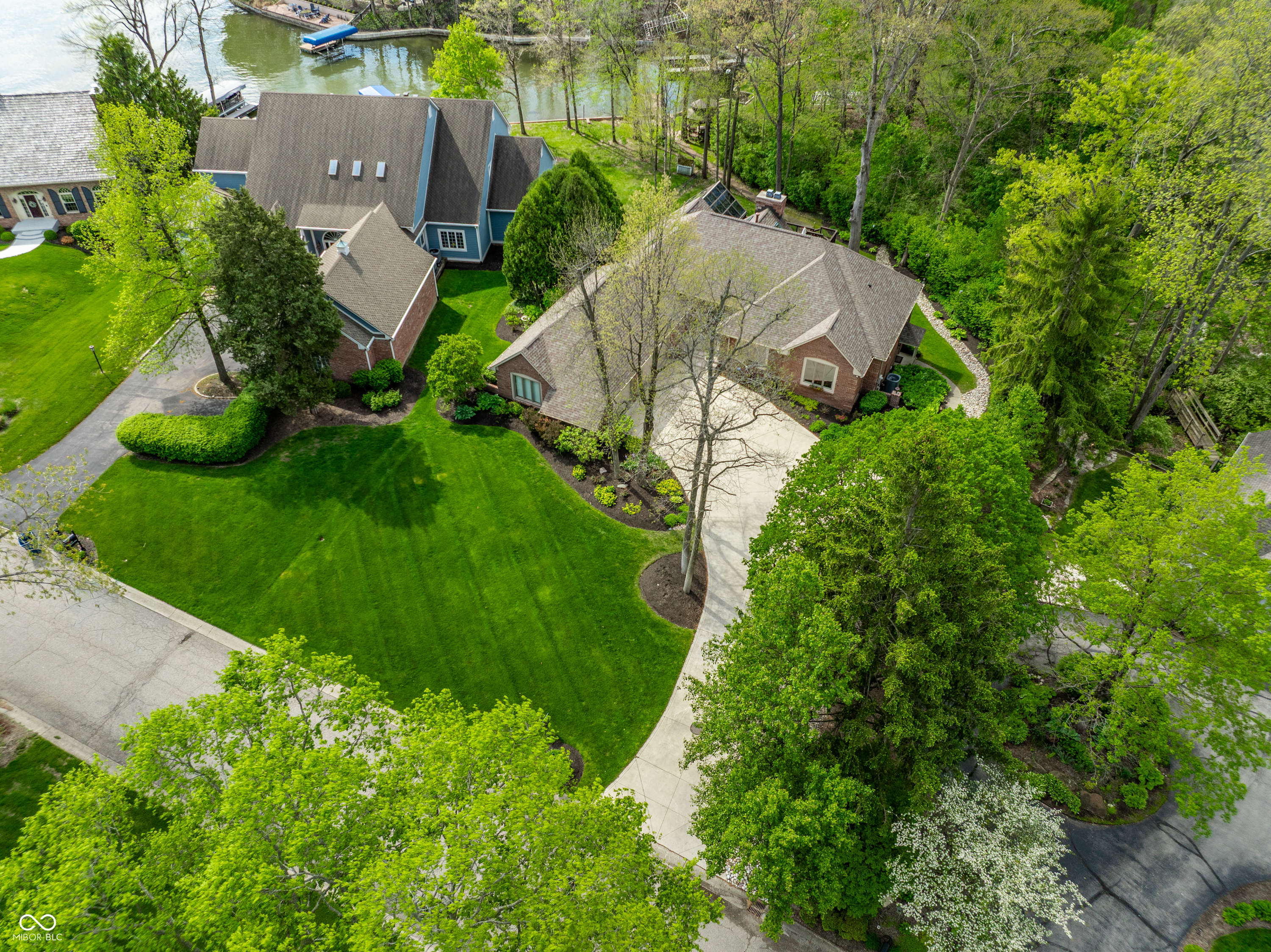 8613 Seaward Lane