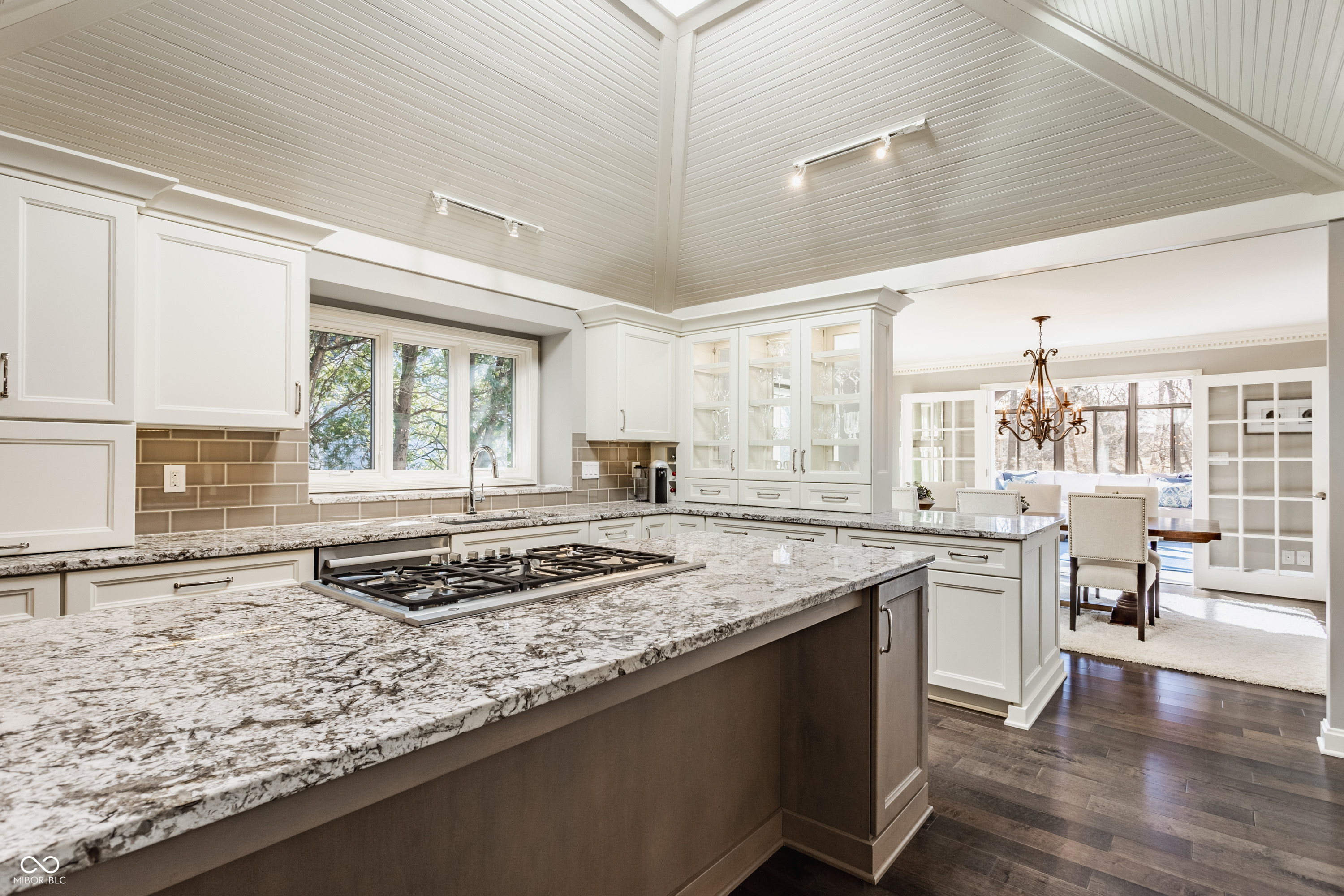 8613 Seaward Lane