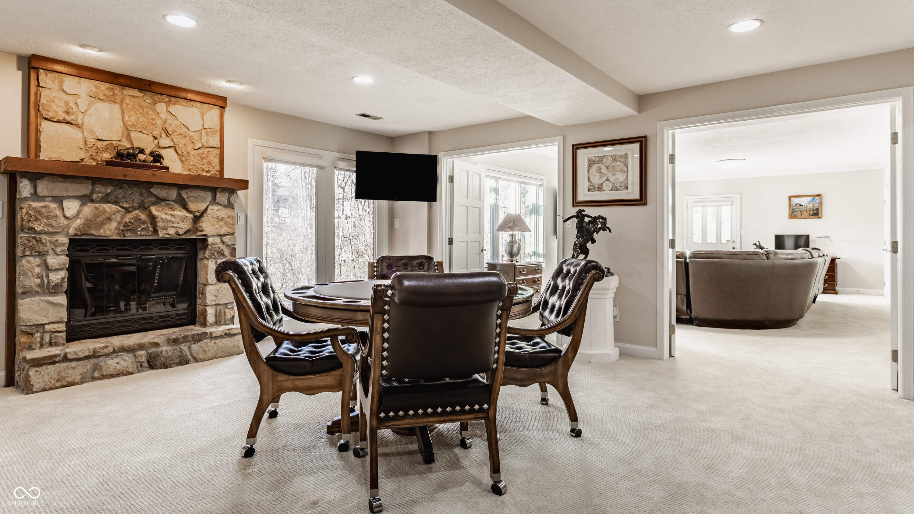 8613 Seaward Lane
