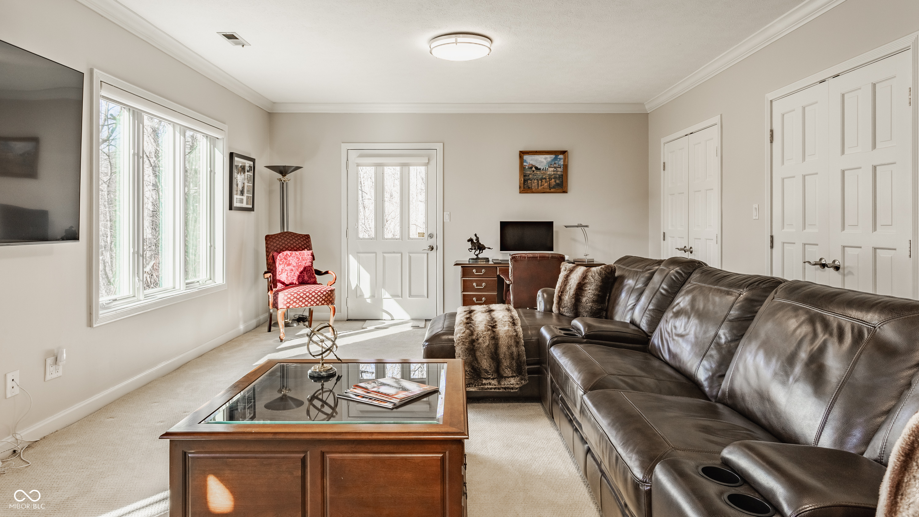 8613 Seaward Lane
