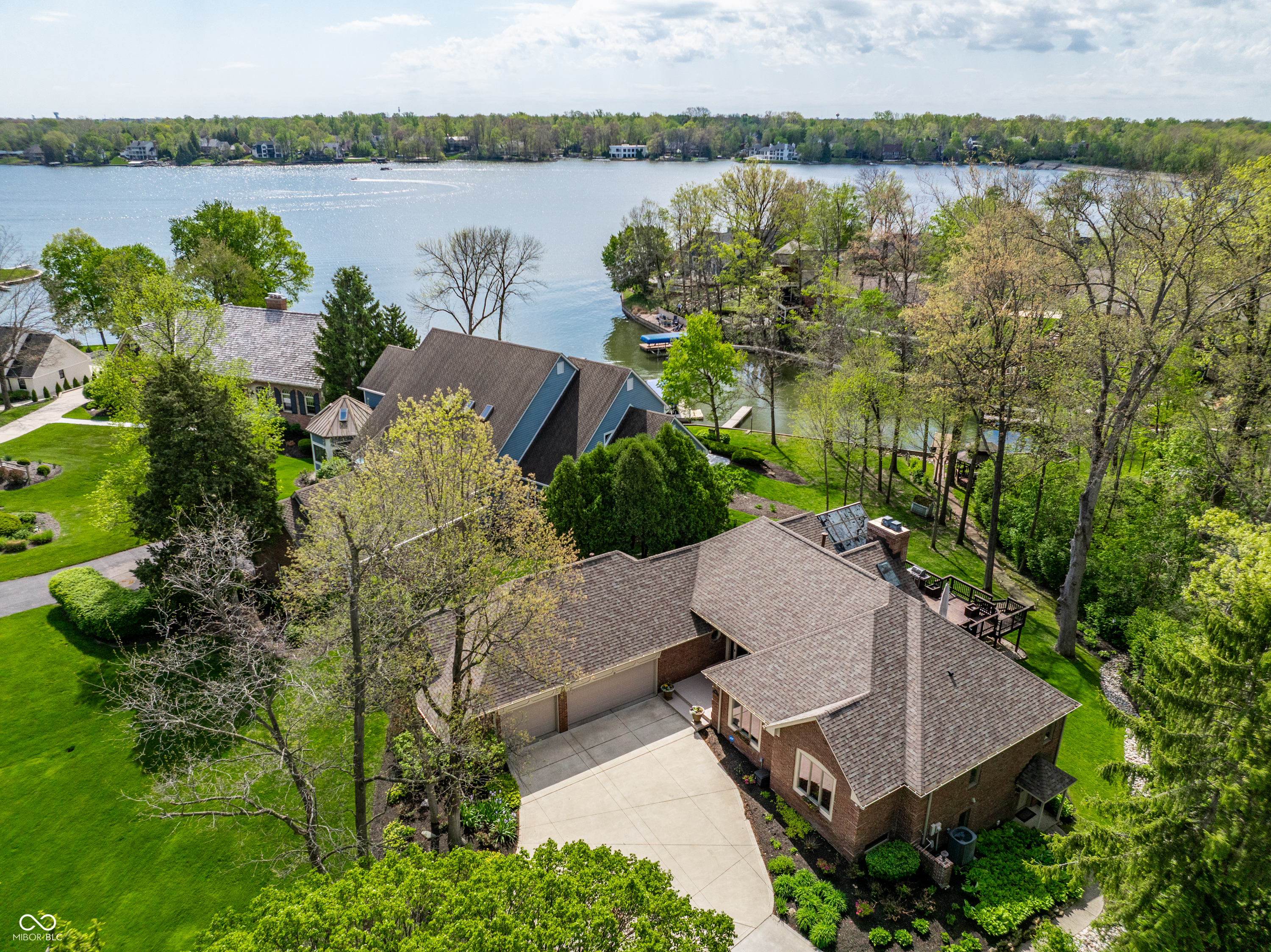 8613 Seaward Lane