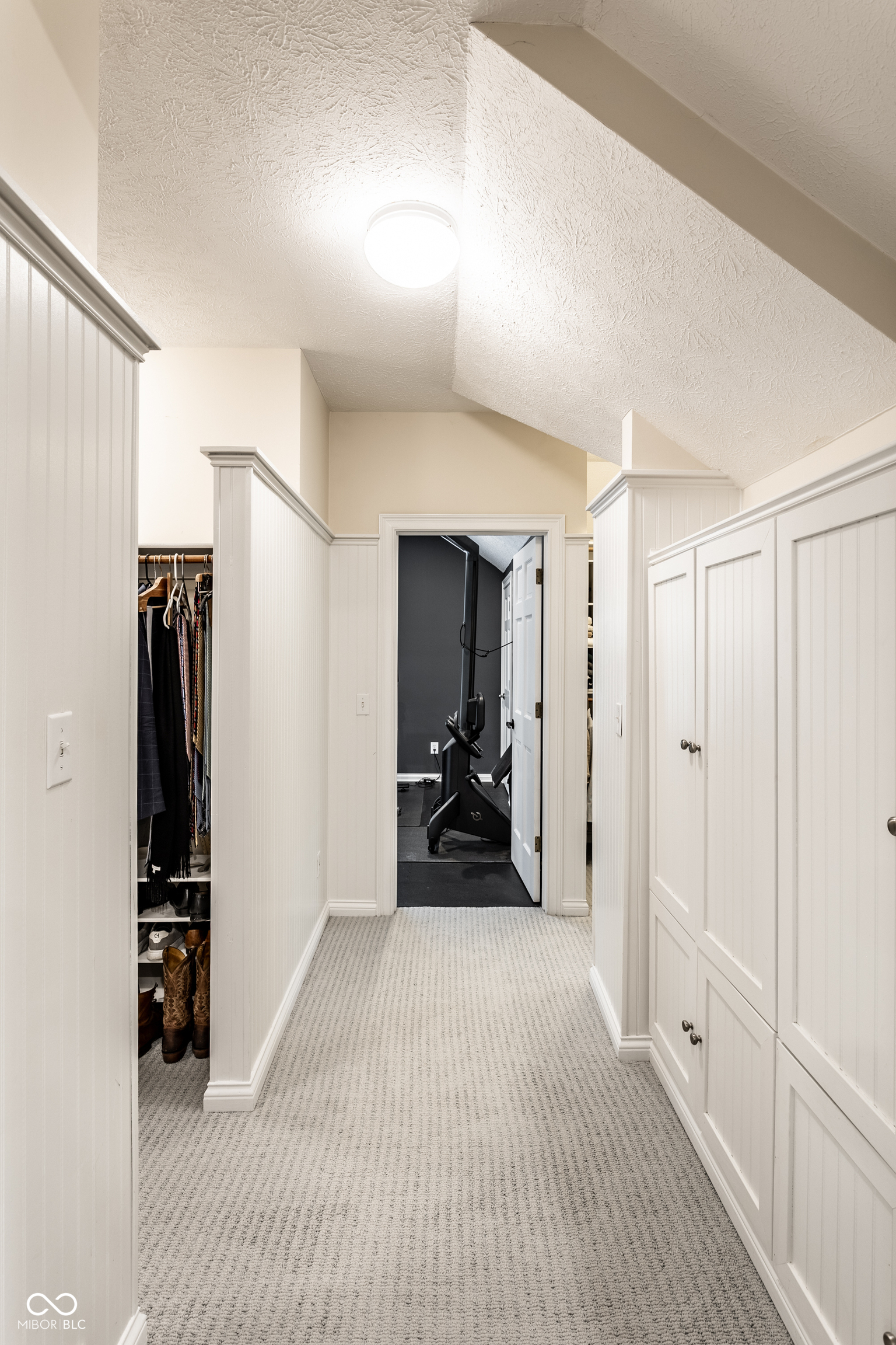 8114 Meadowbrook Drive