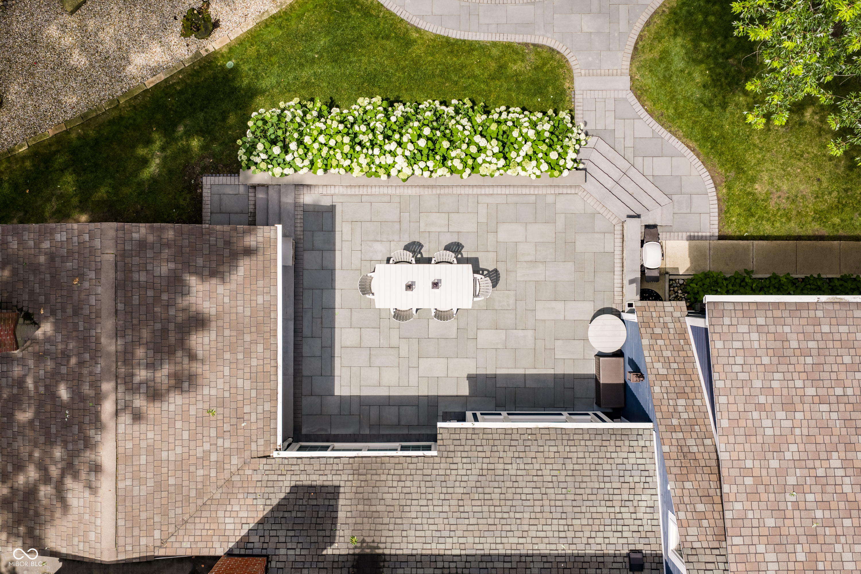 8114 Meadowbrook Drive