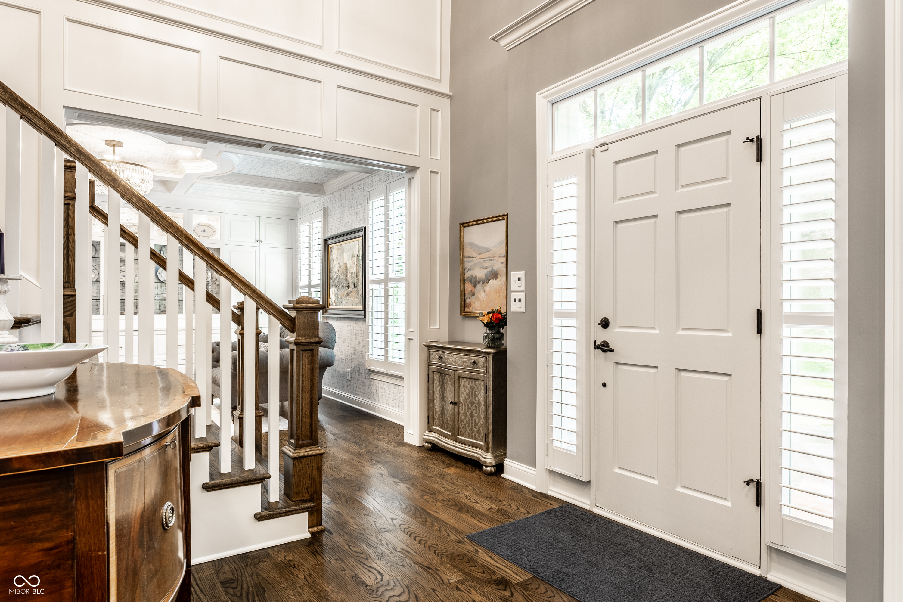 8114 Meadowbrook Drive