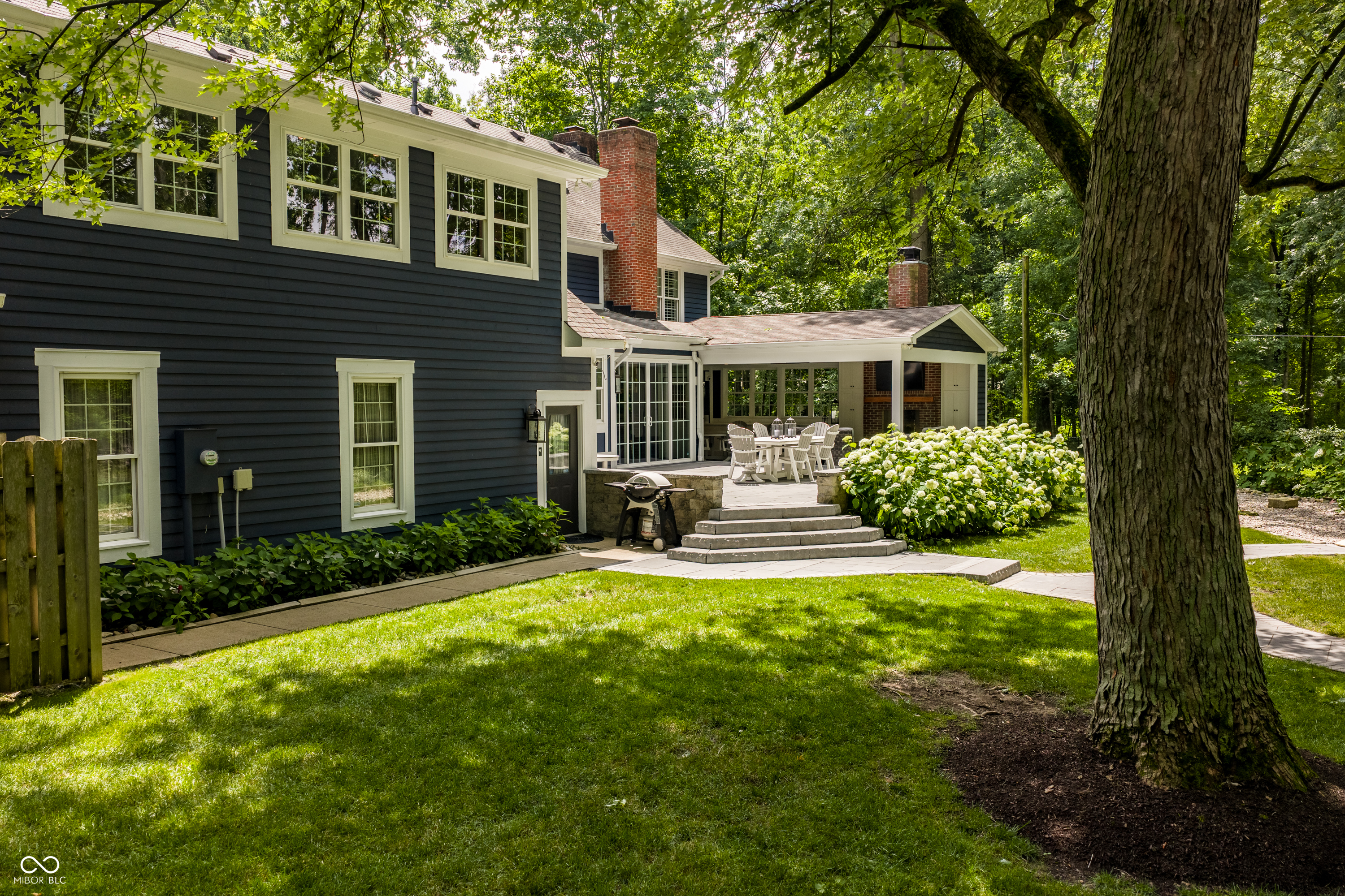 8114 Meadowbrook Drive