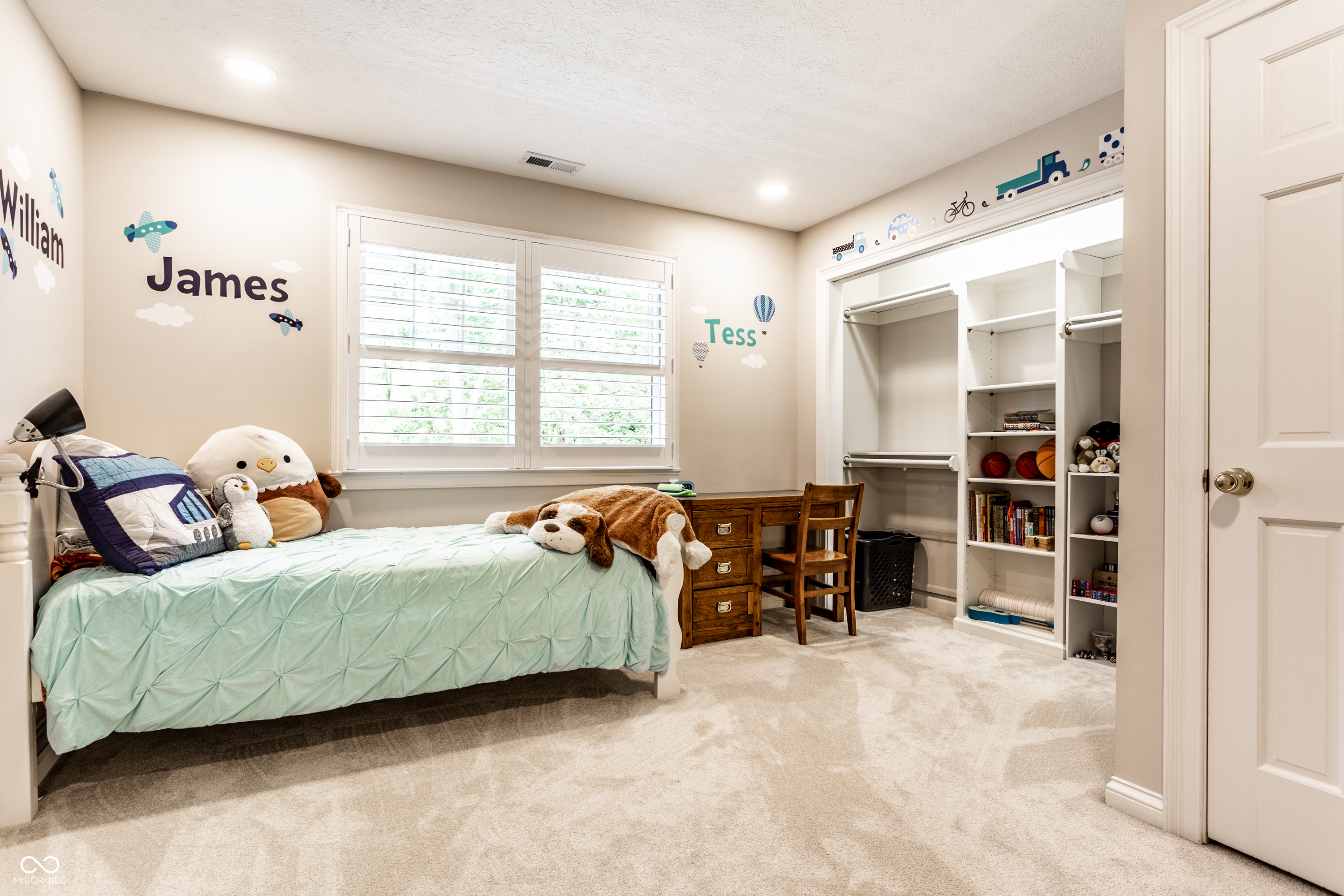 8114 Meadowbrook Drive