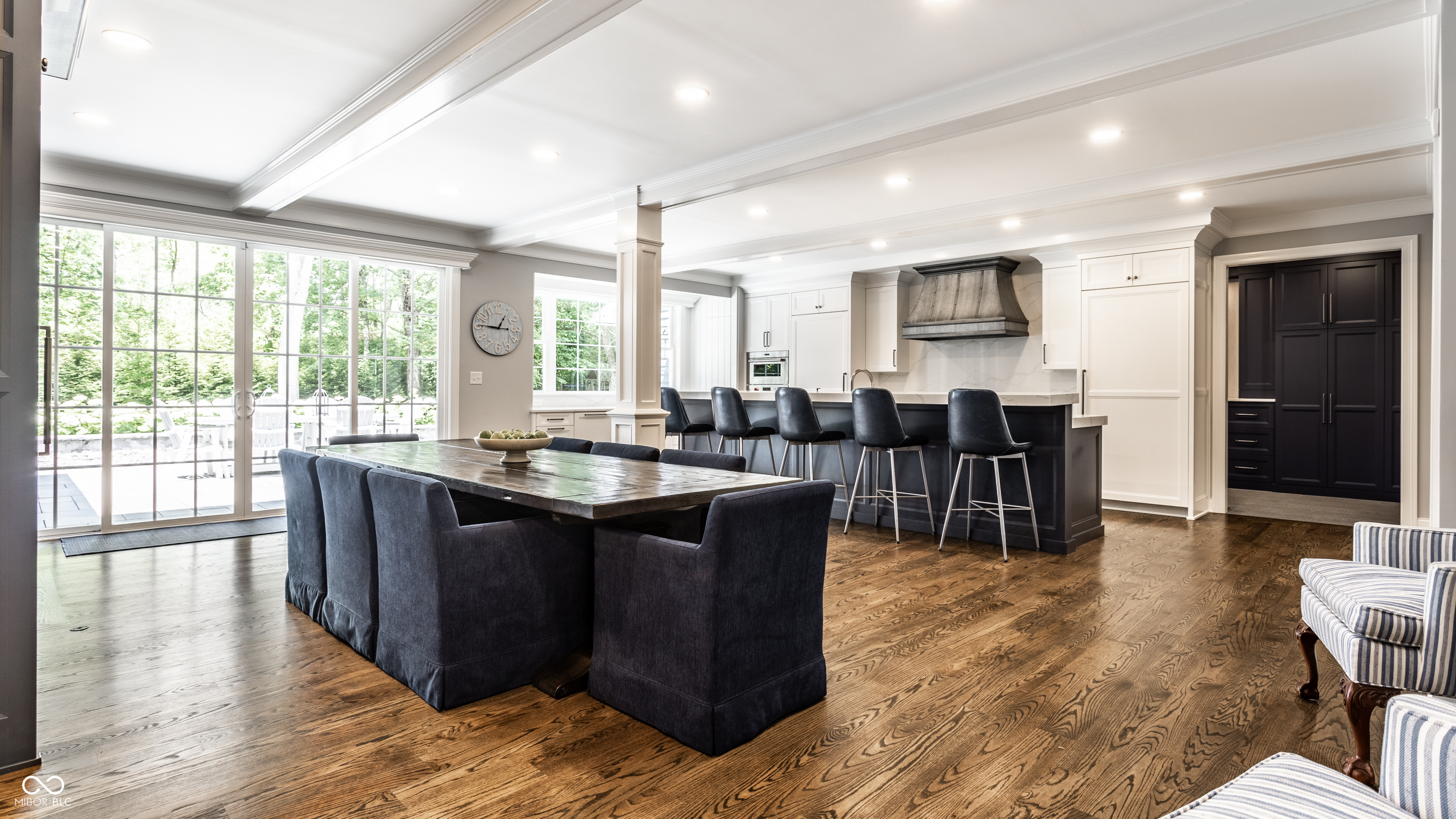 8114 Meadowbrook Drive
