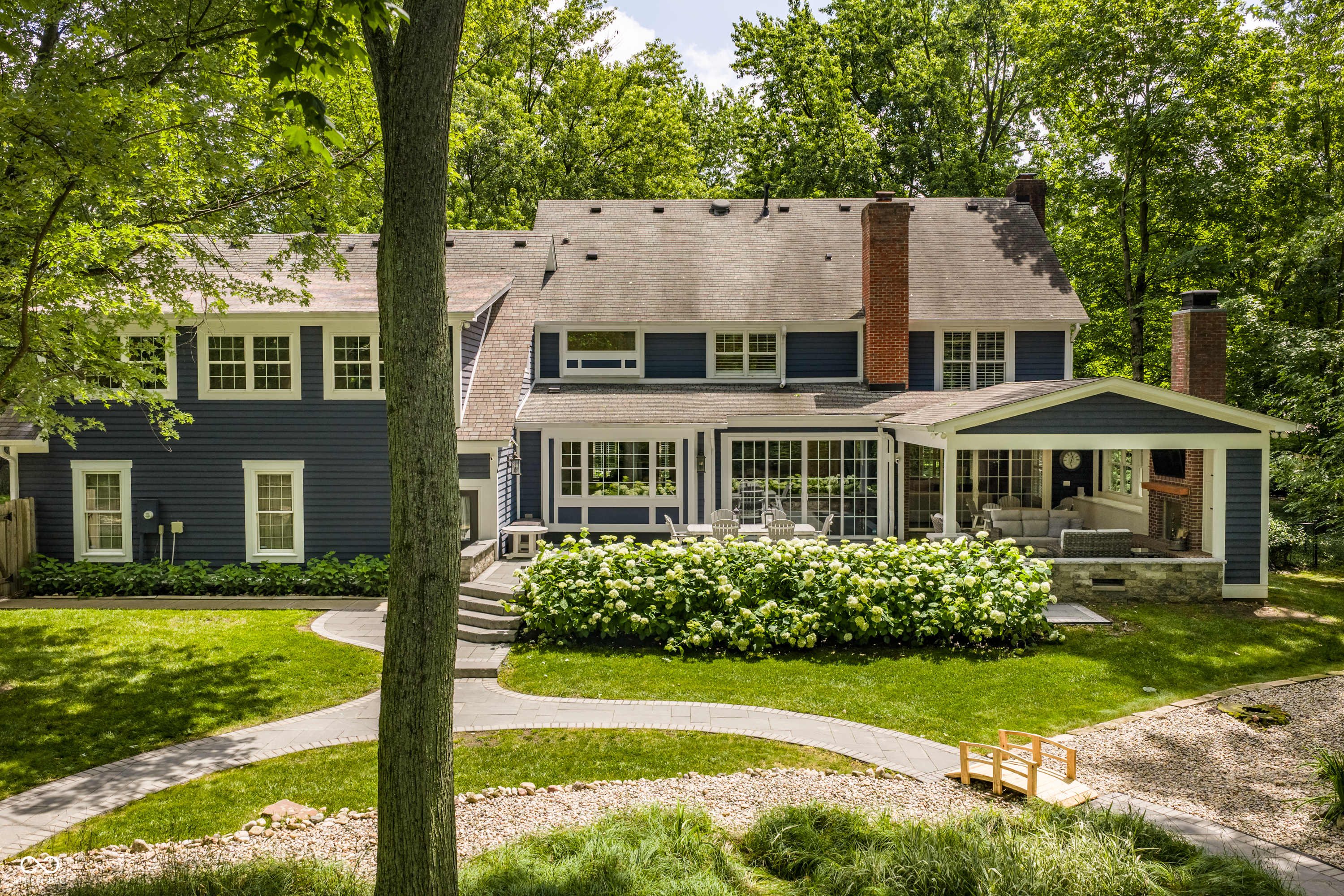 8114 Meadowbrook Drive