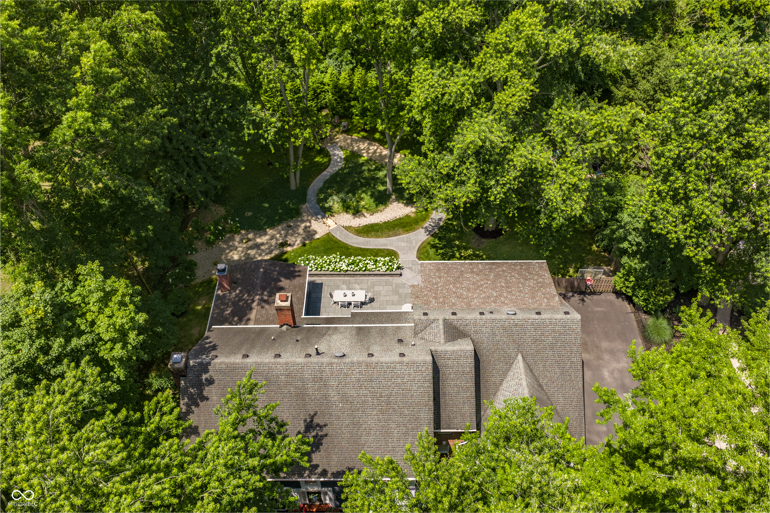 8114 Meadowbrook Drive