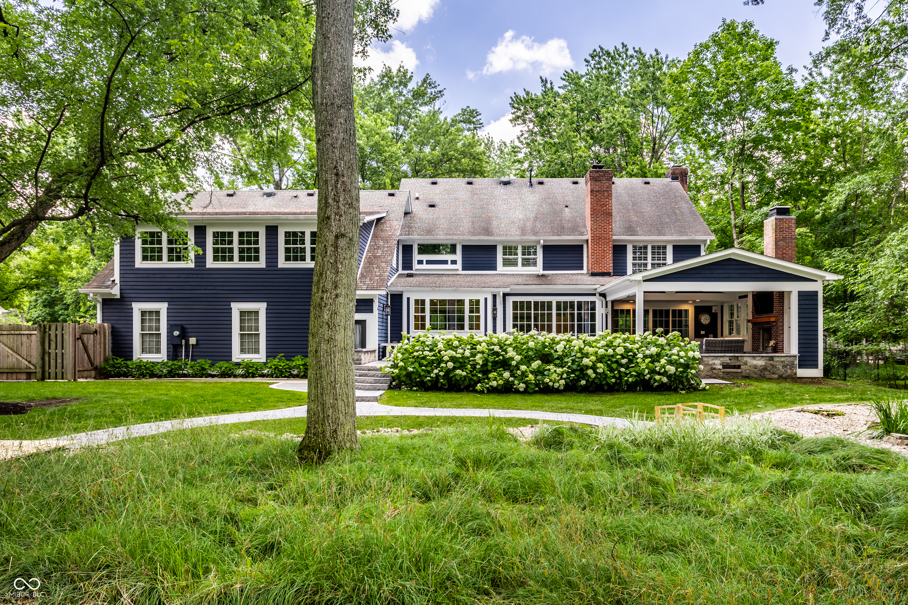 8114 Meadowbrook Drive