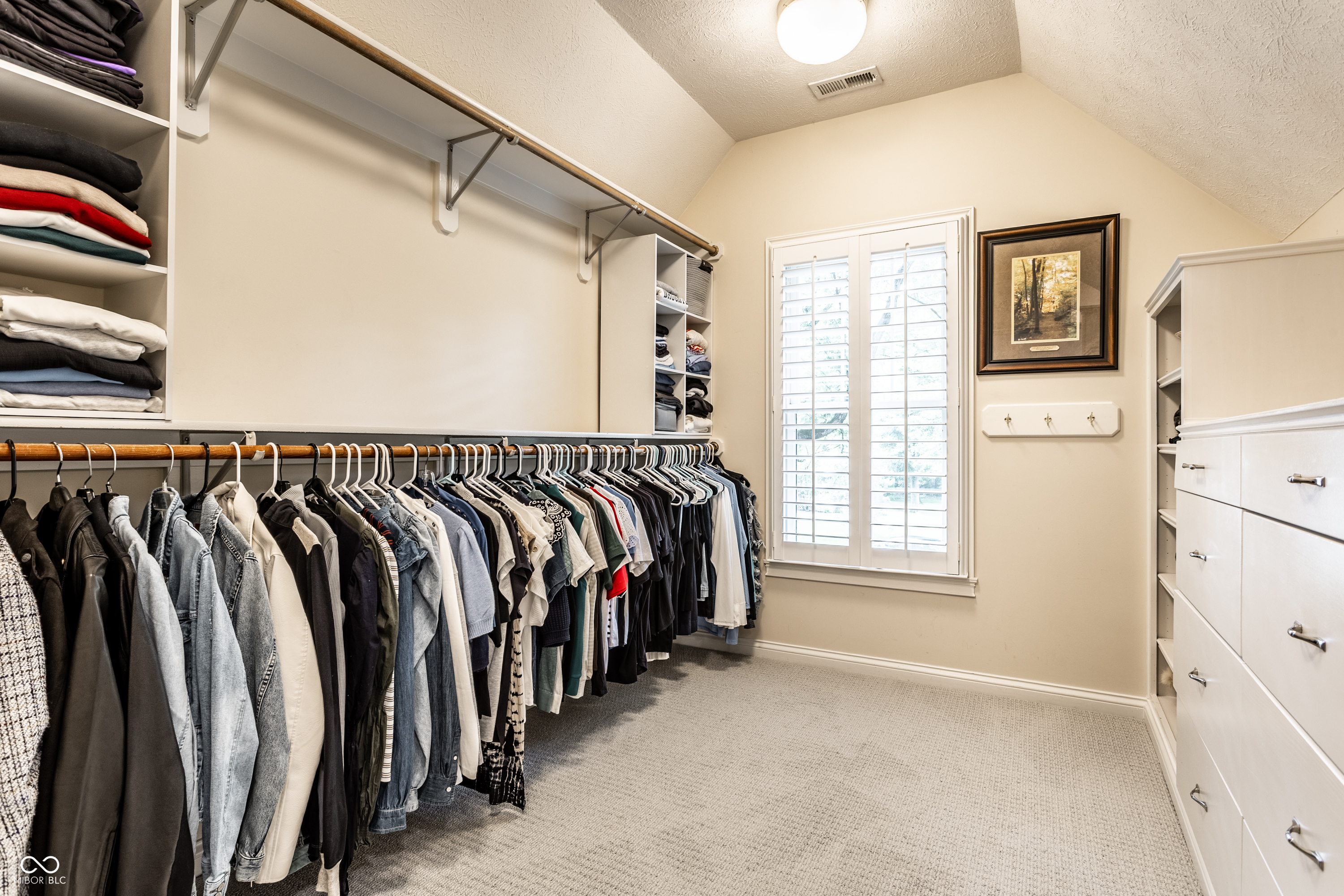 8114 Meadowbrook Drive