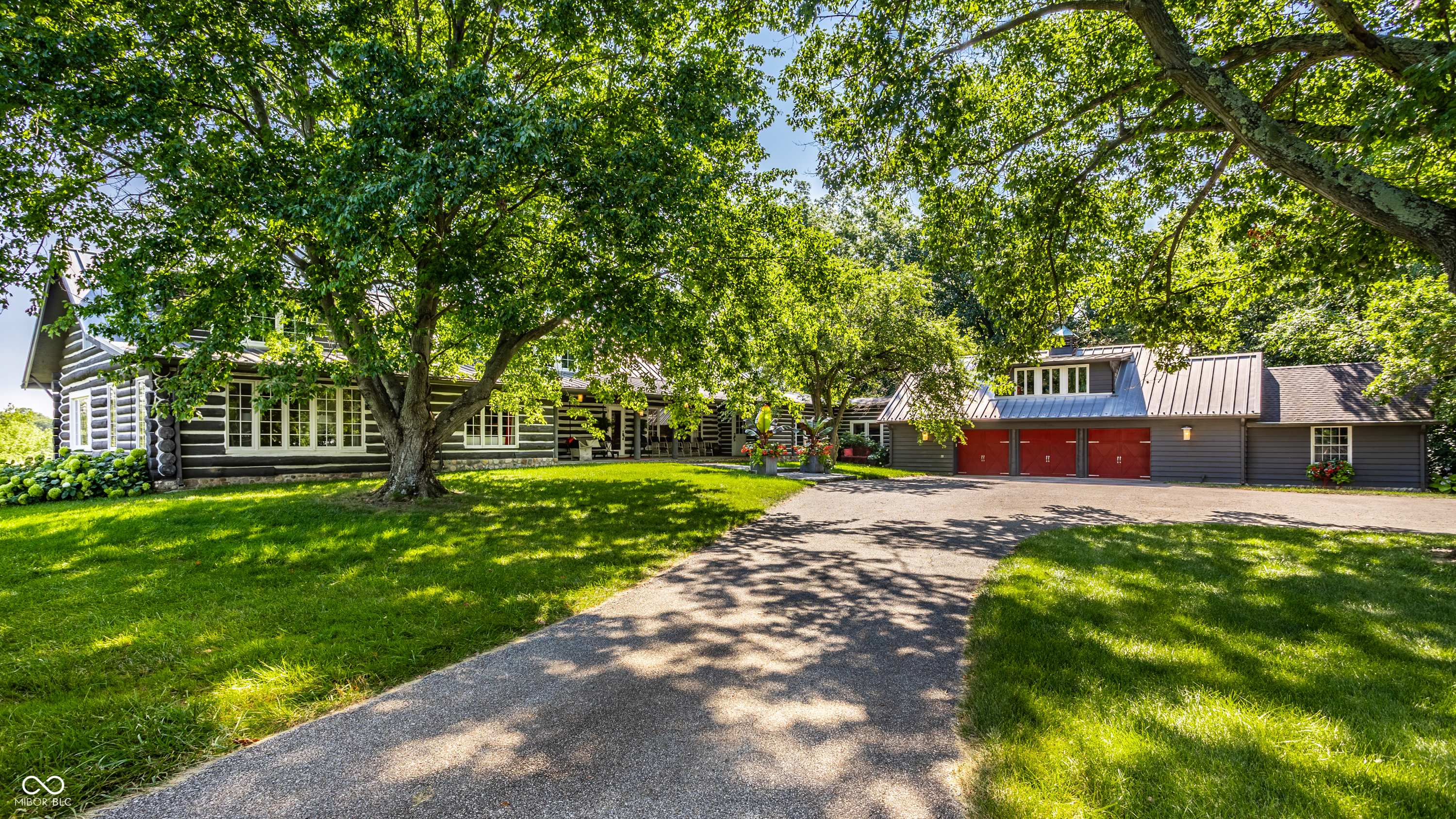 9102 W 82nd Street