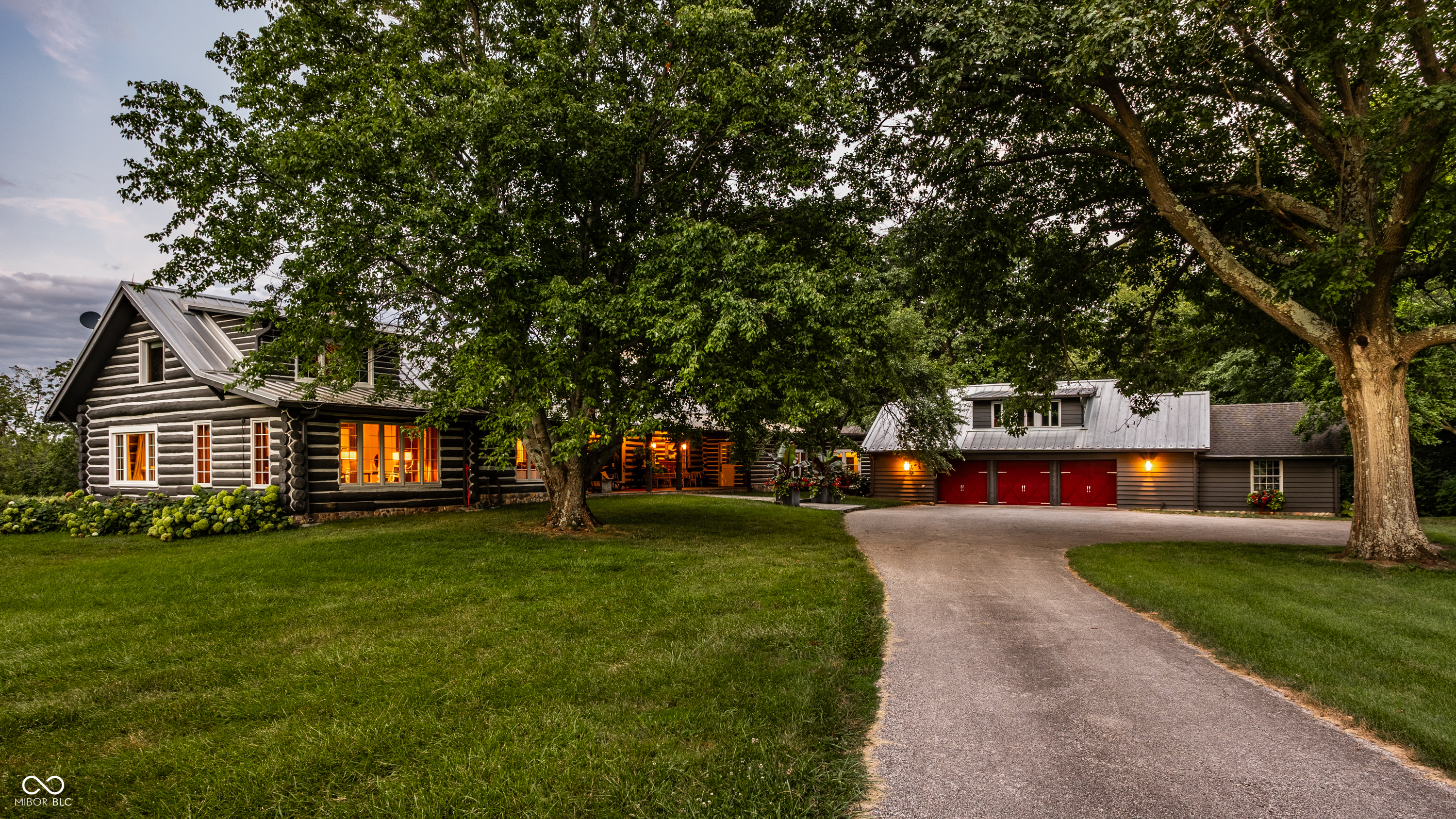 9102 W 82nd Street