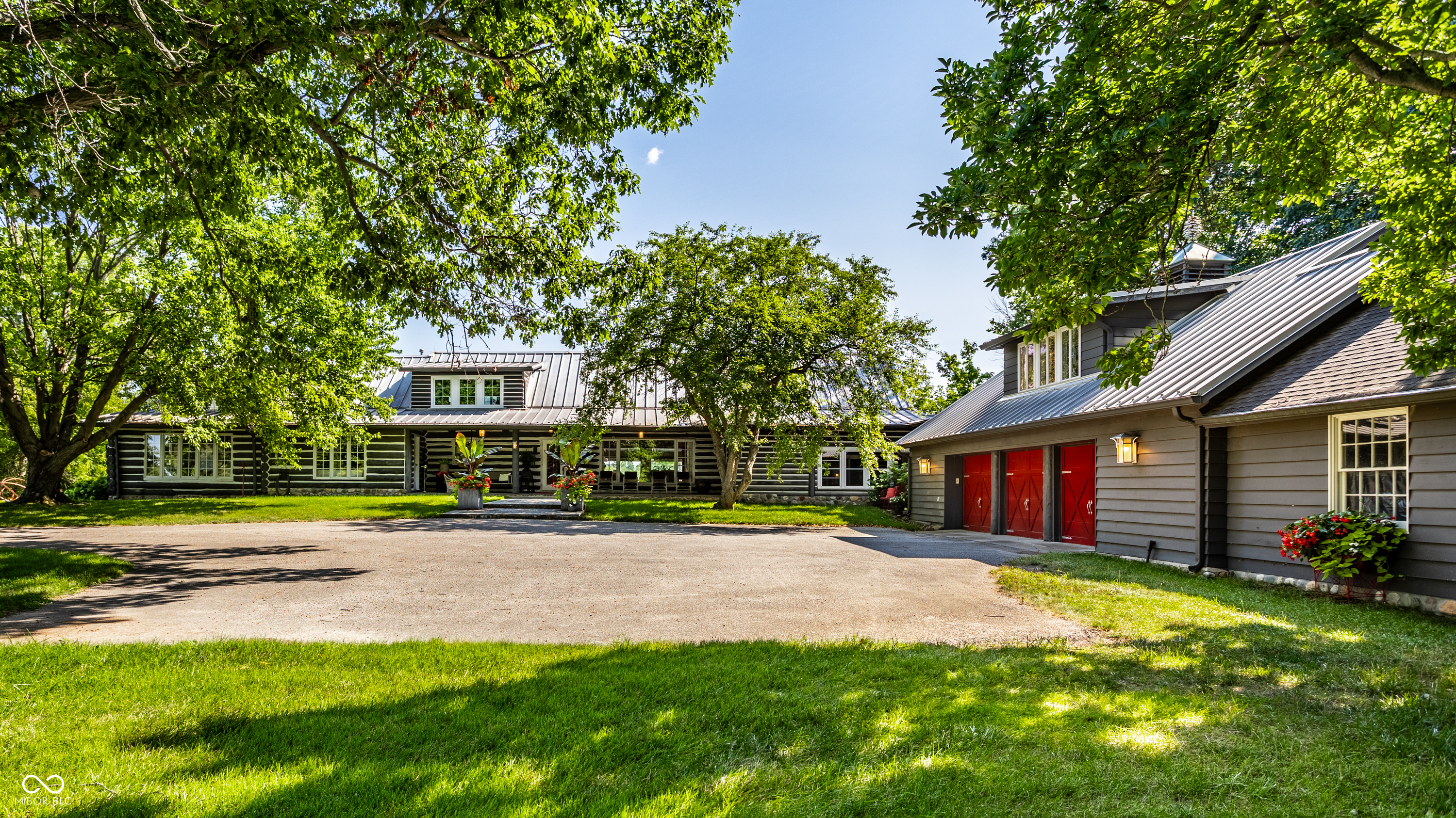 9102 W 82nd Street