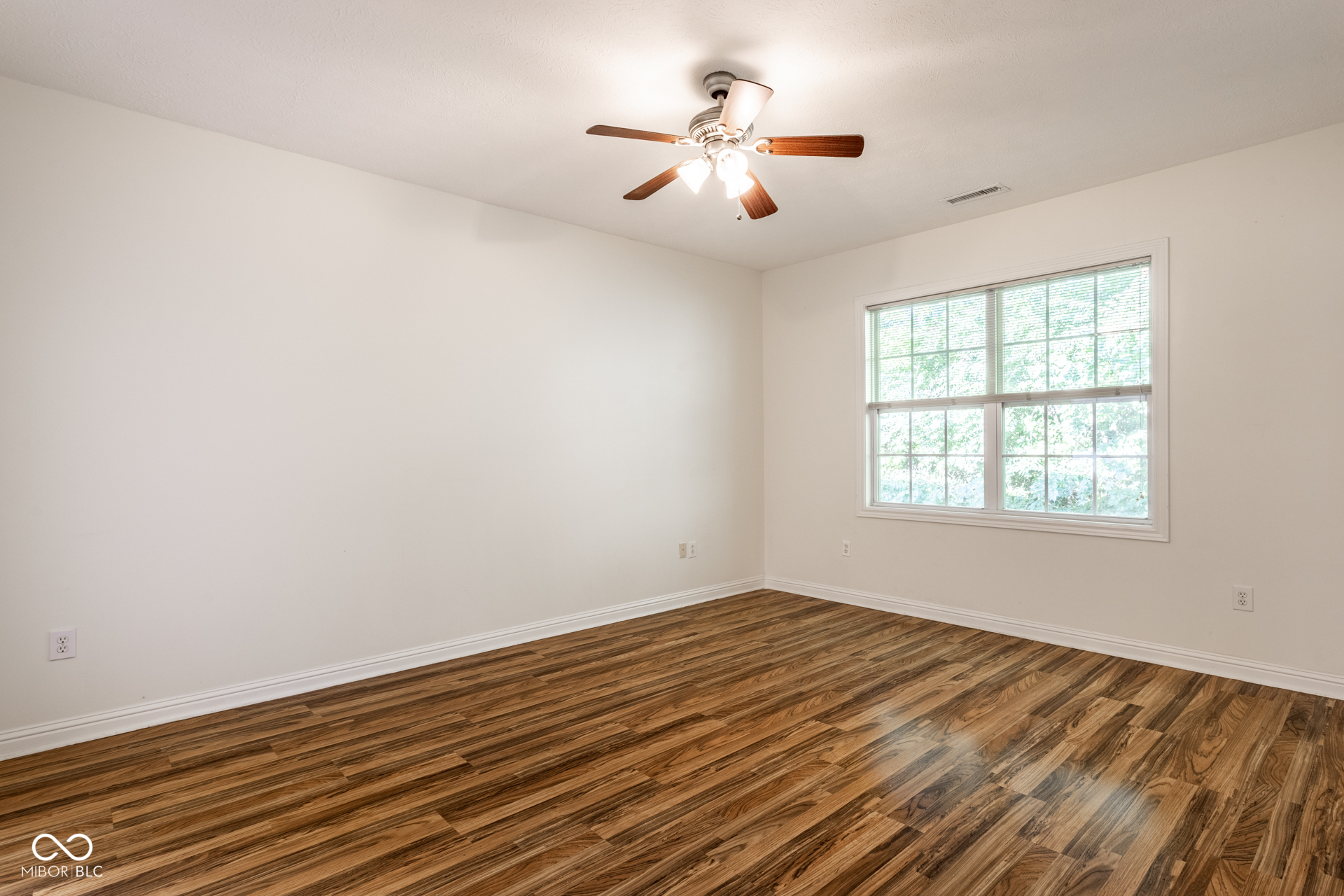 6886 Park Square Drive Unit: C