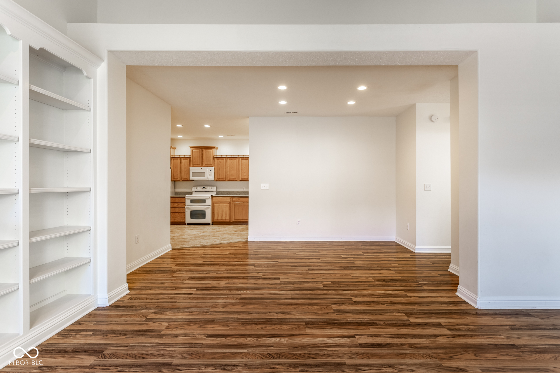 6886 Park Square Drive Unit: C