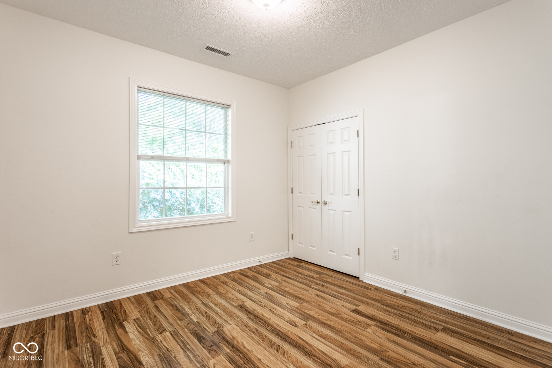 6886 Park Square Drive Unit: C