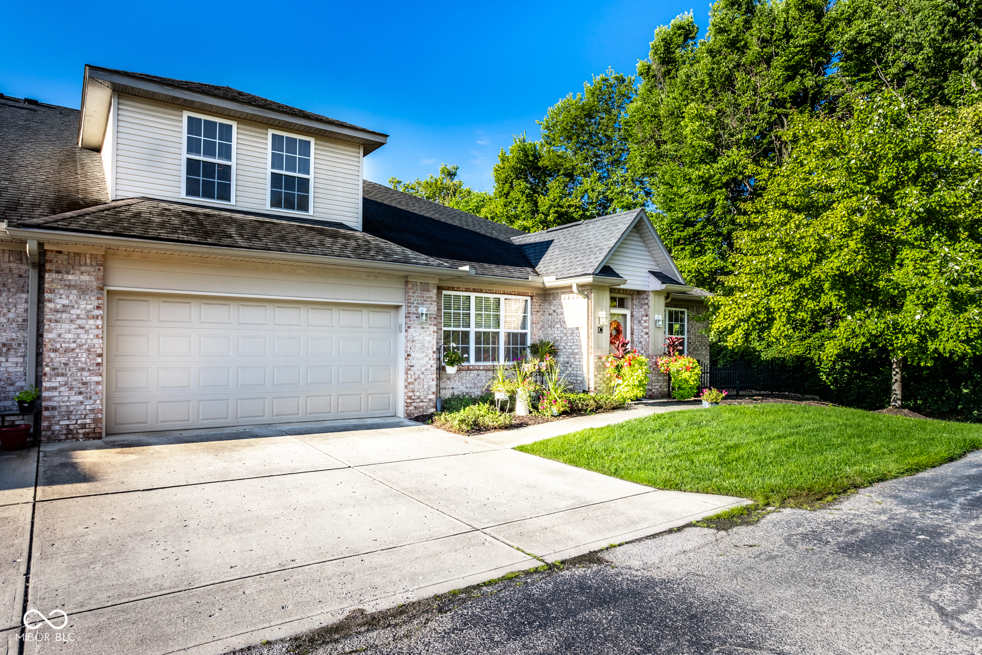 6886 Park Square Drive Unit: C