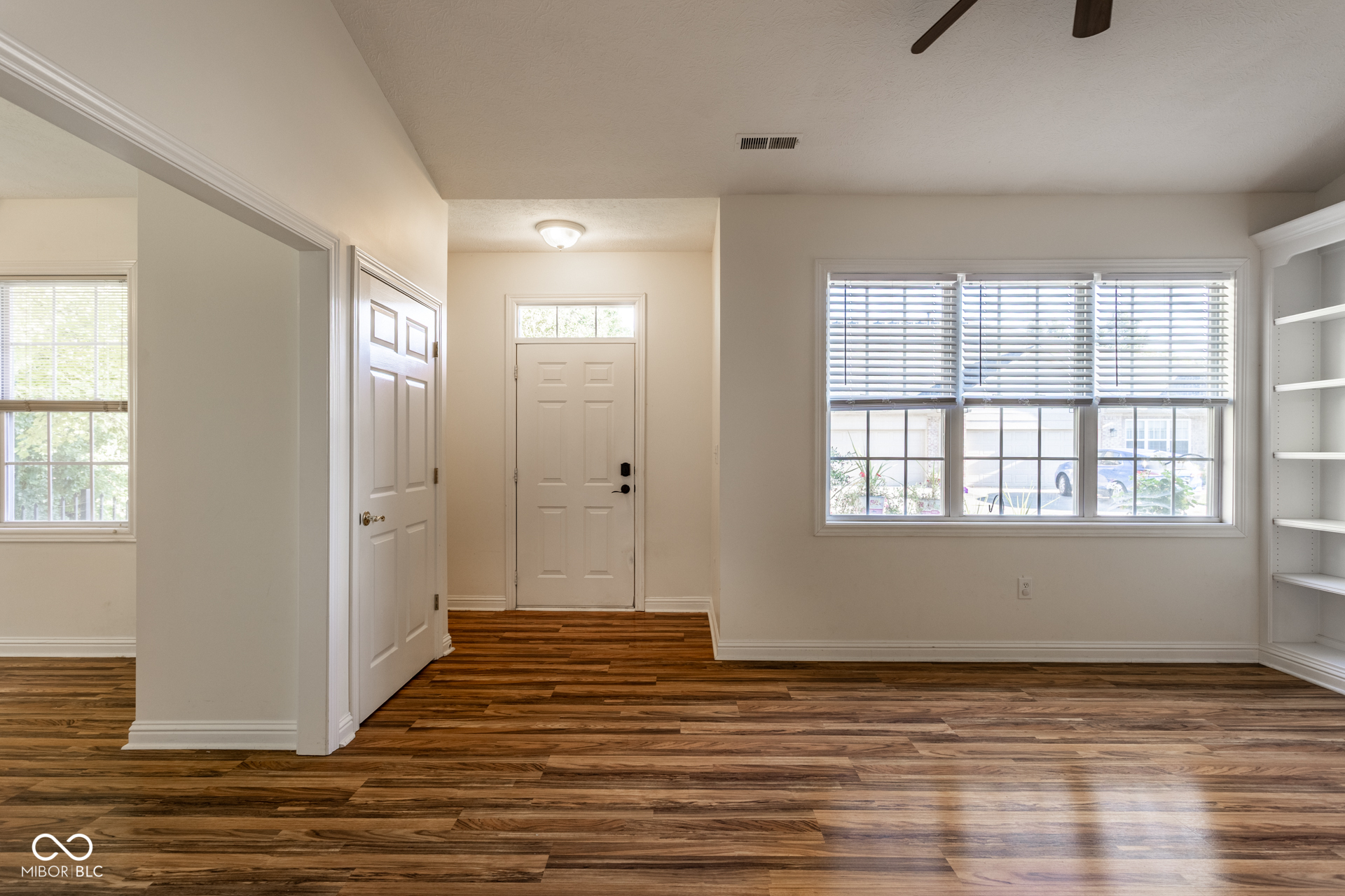 6886 Park Square Drive Unit: C