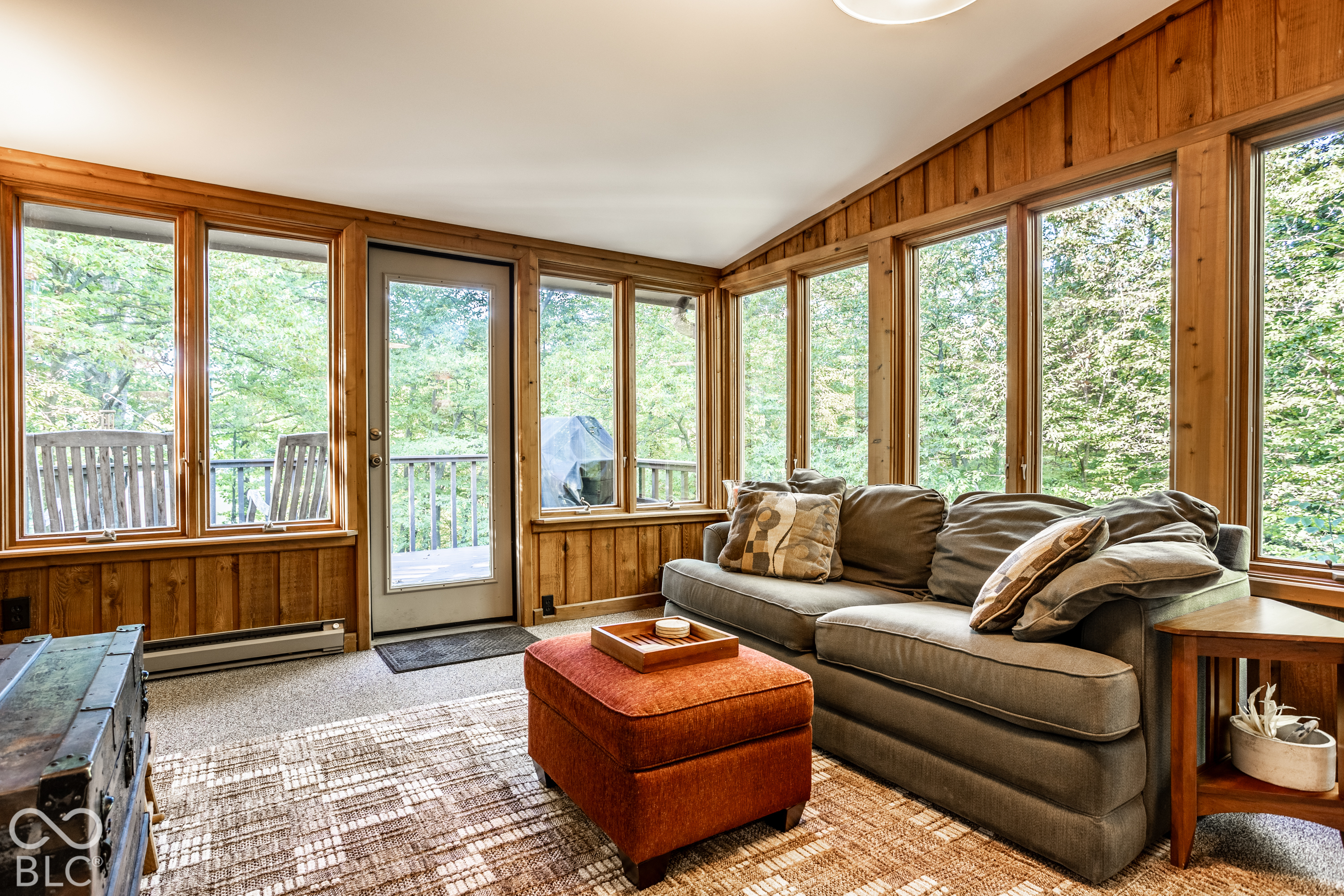 4416 Lakeridge Drive