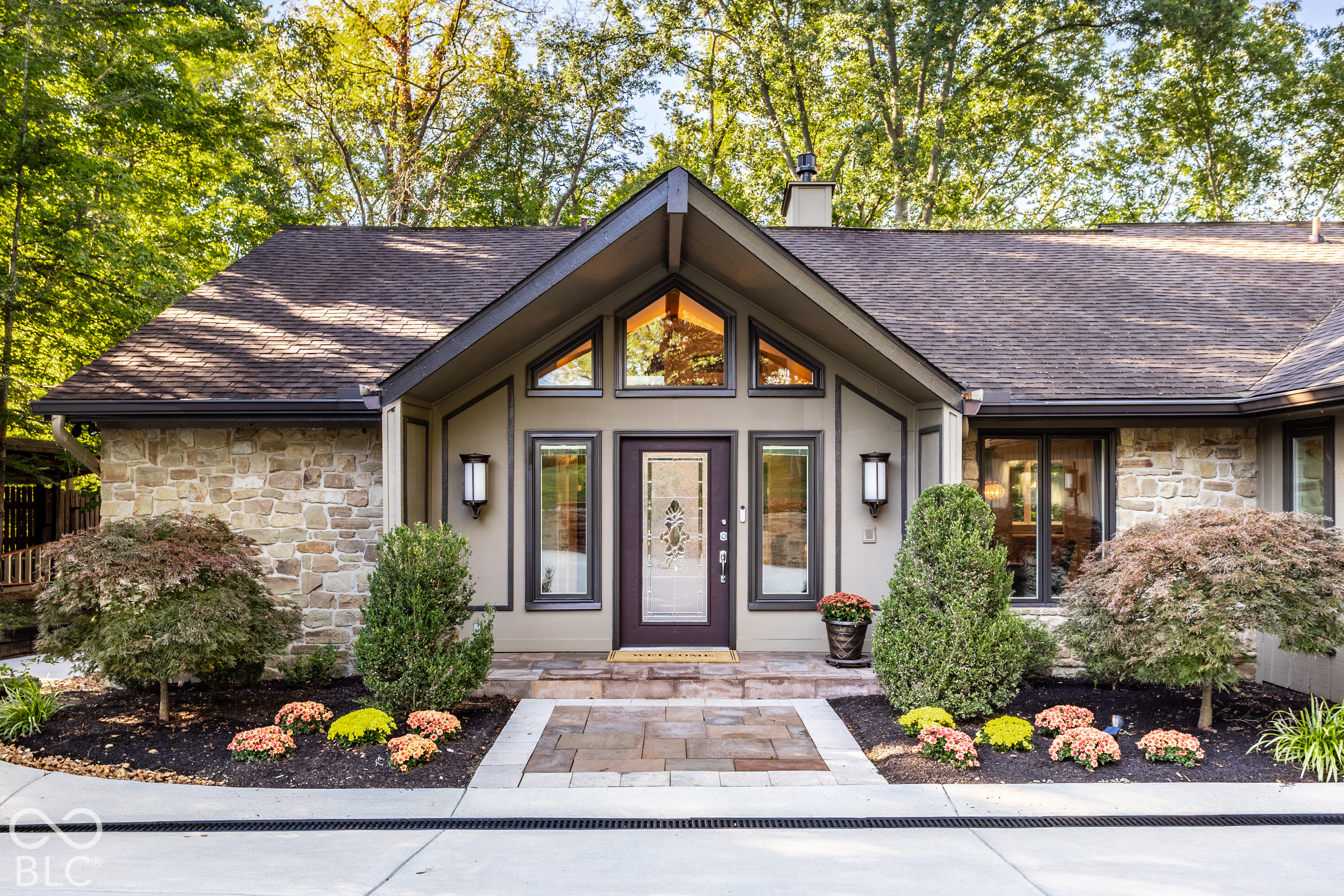 4416 Lakeridge Drive