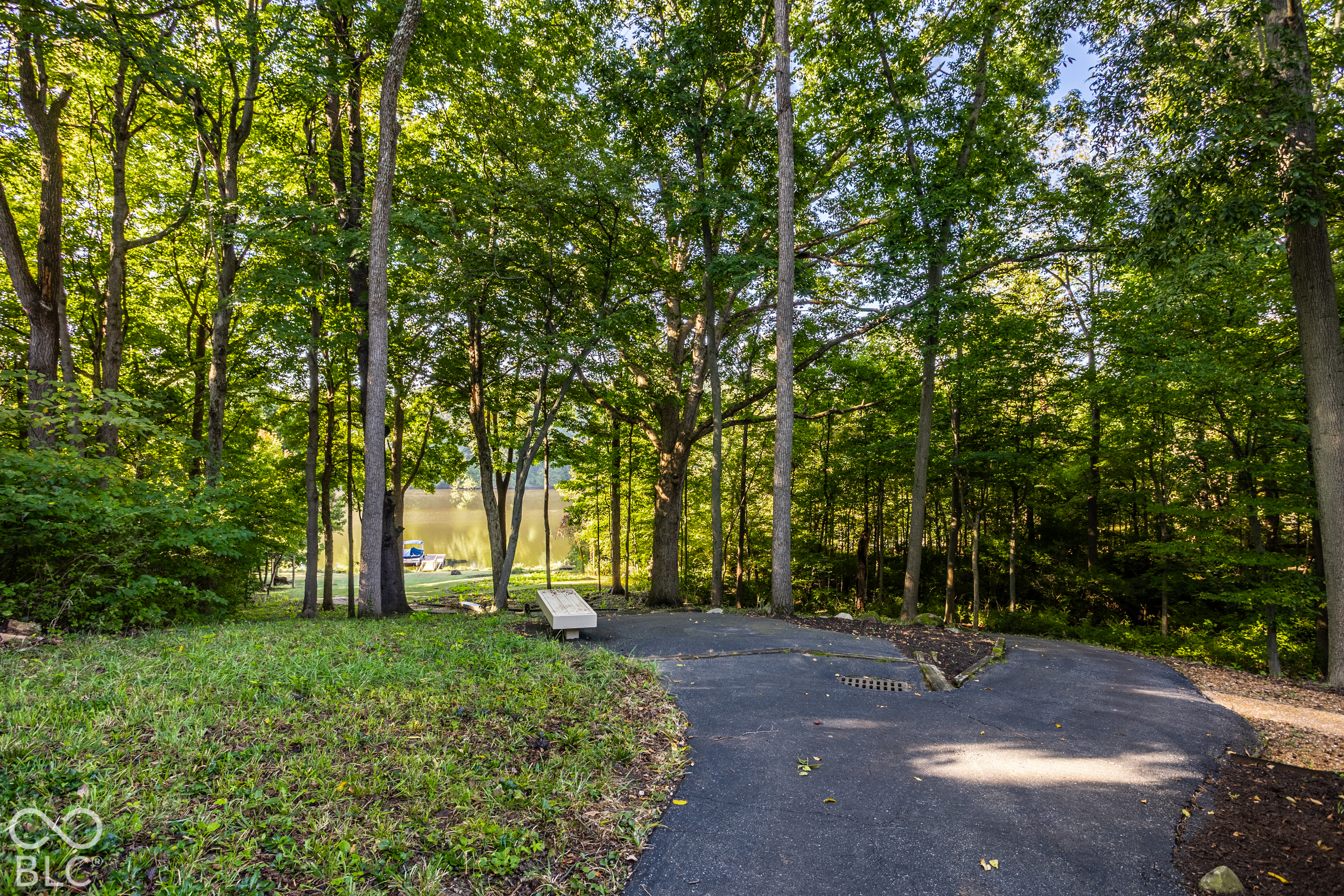 4416 Lakeridge Drive
