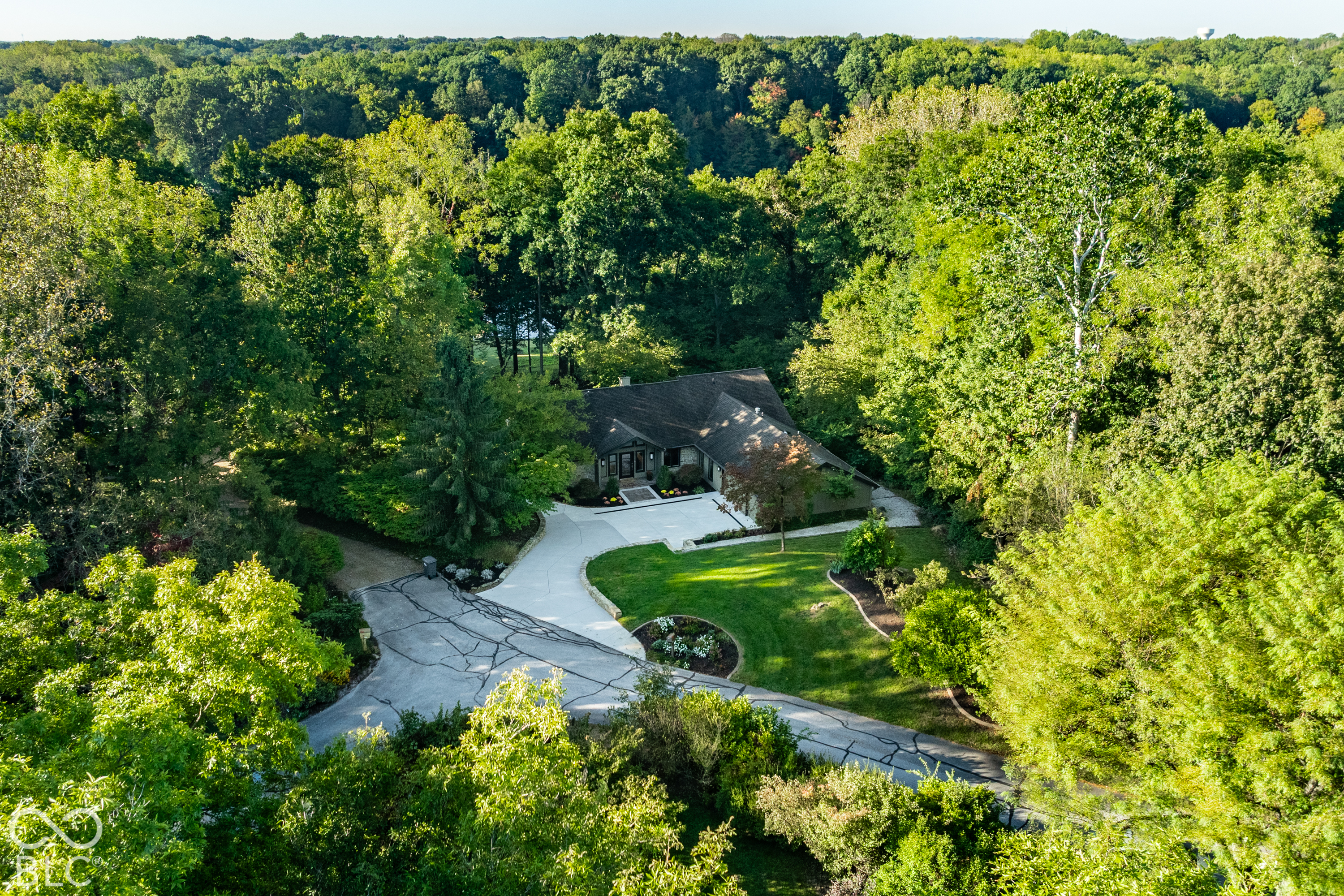 4416 Lakeridge Drive