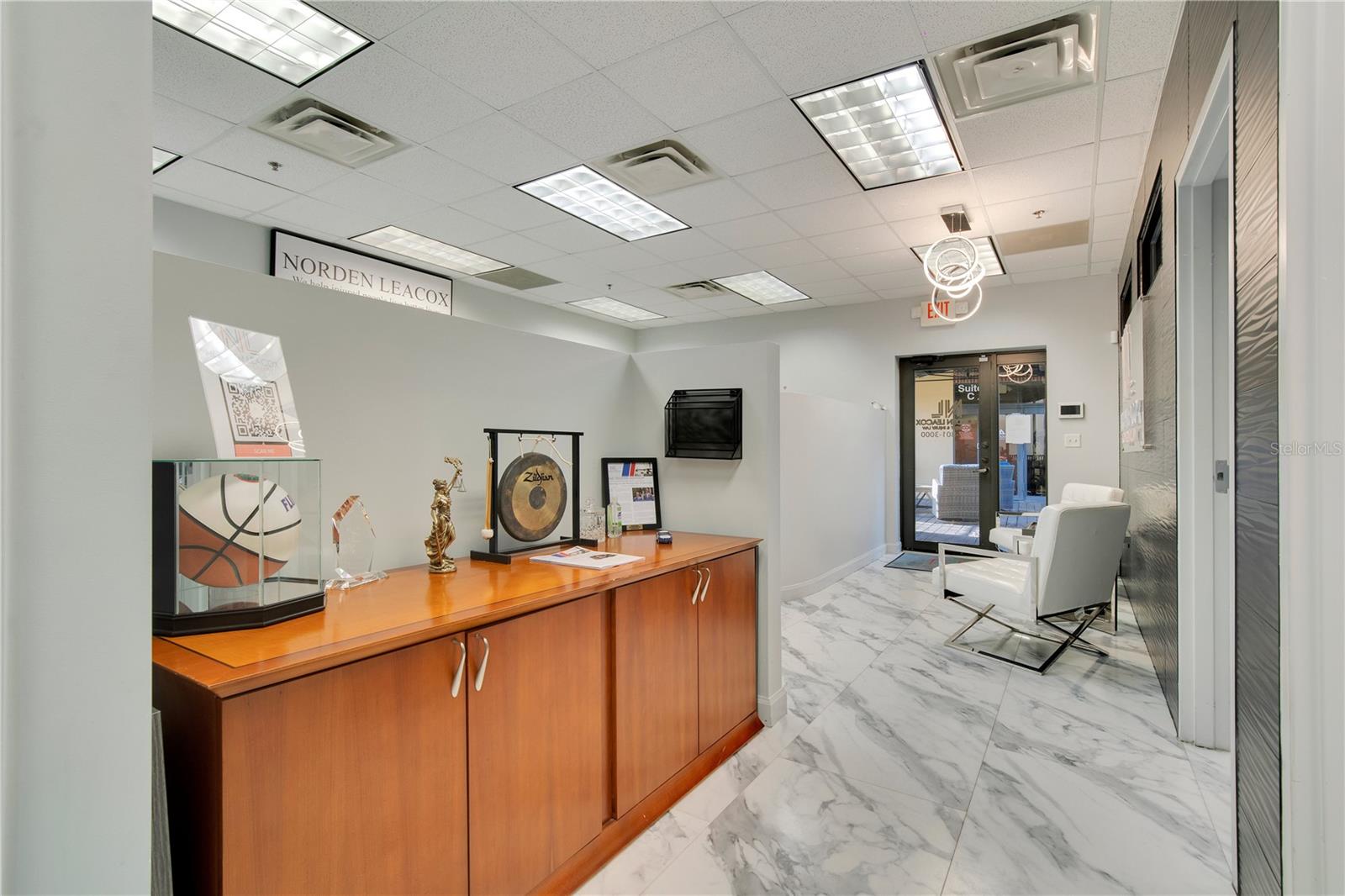 964 LAKE BALDWIN LN #200