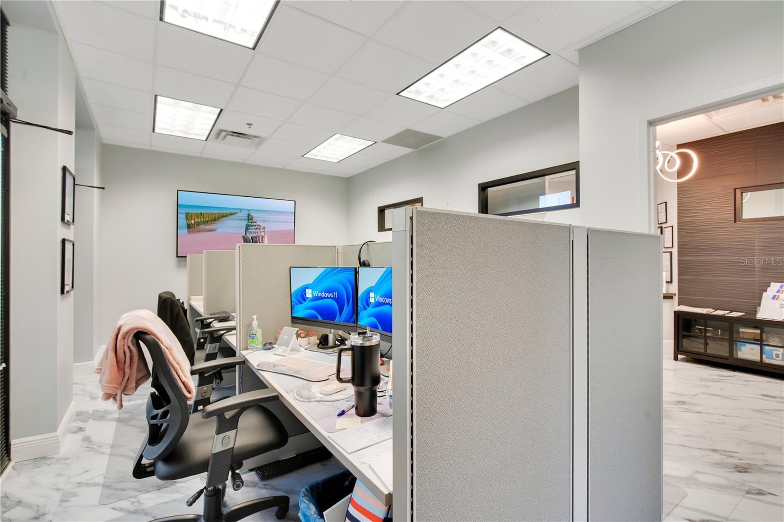 964 LAKE BALDWIN LN #200