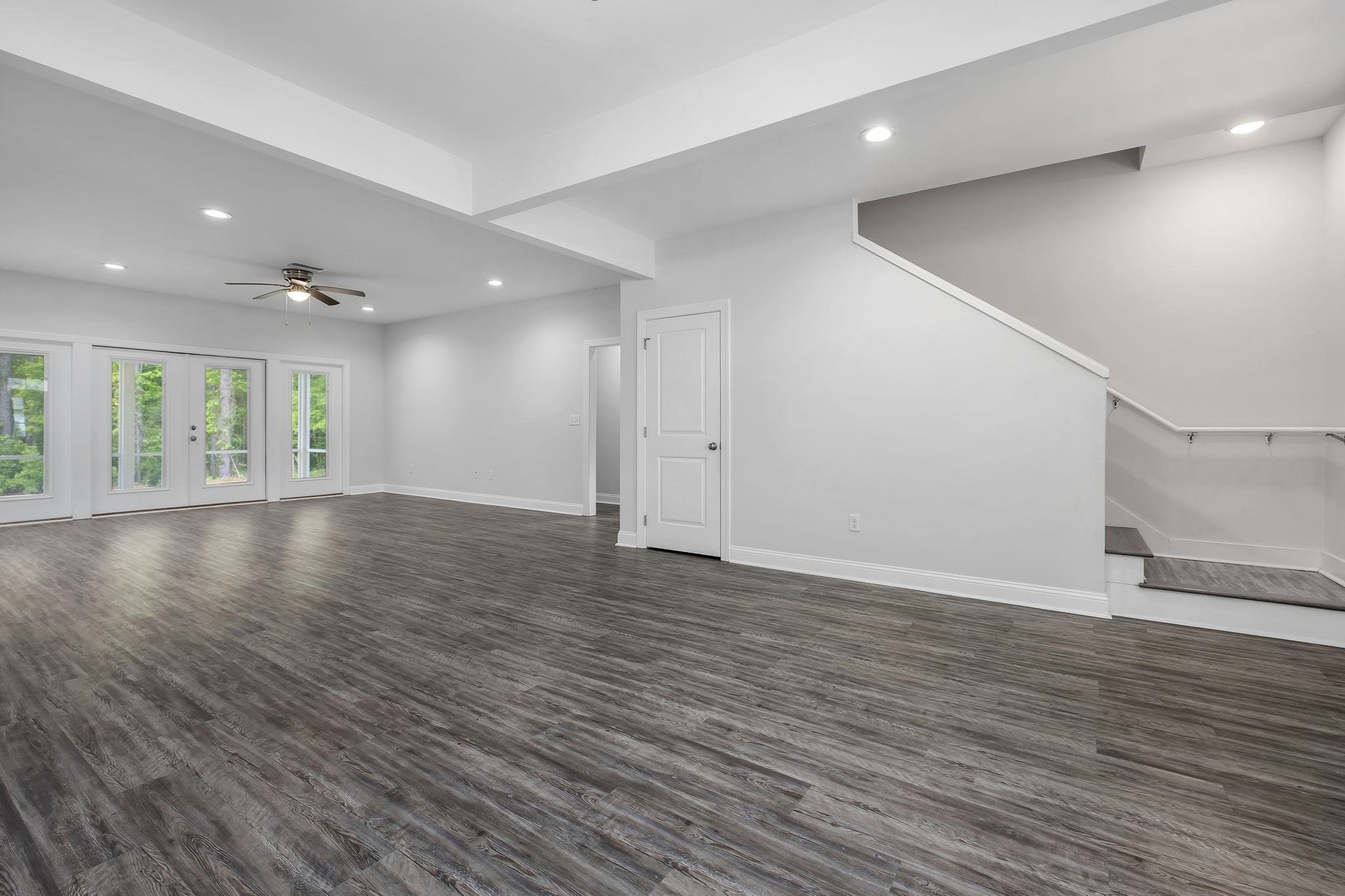 140 SHUMARD Court