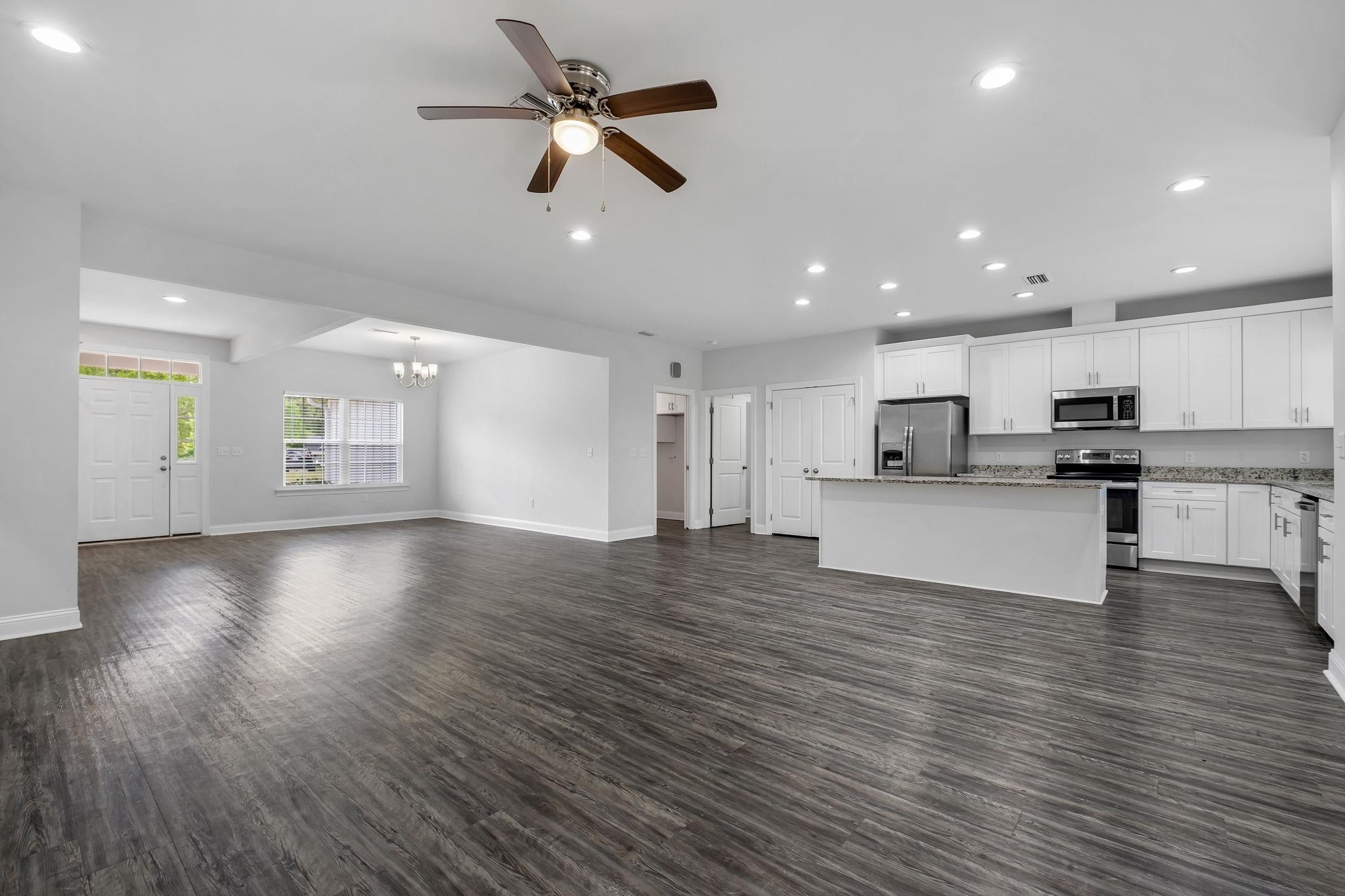 140 SHUMARD Court