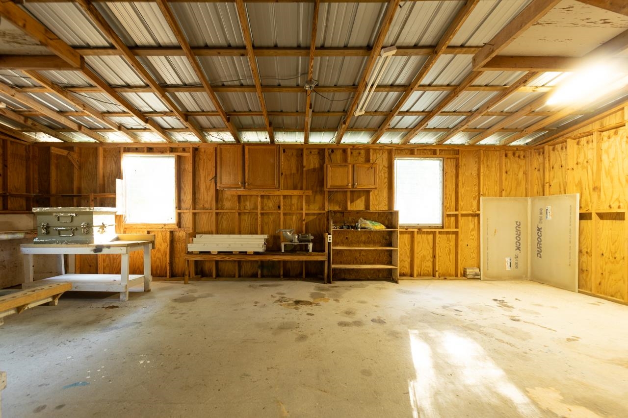 240 SMOKEHOUSE WAY