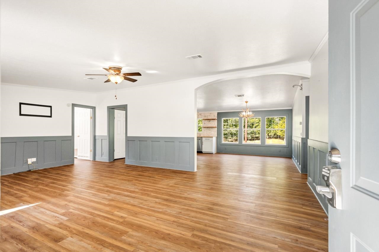 240 SMOKEHOUSE WAY