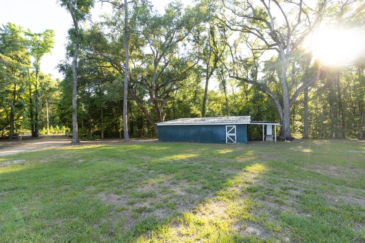 240 SMOKEHOUSE WAY