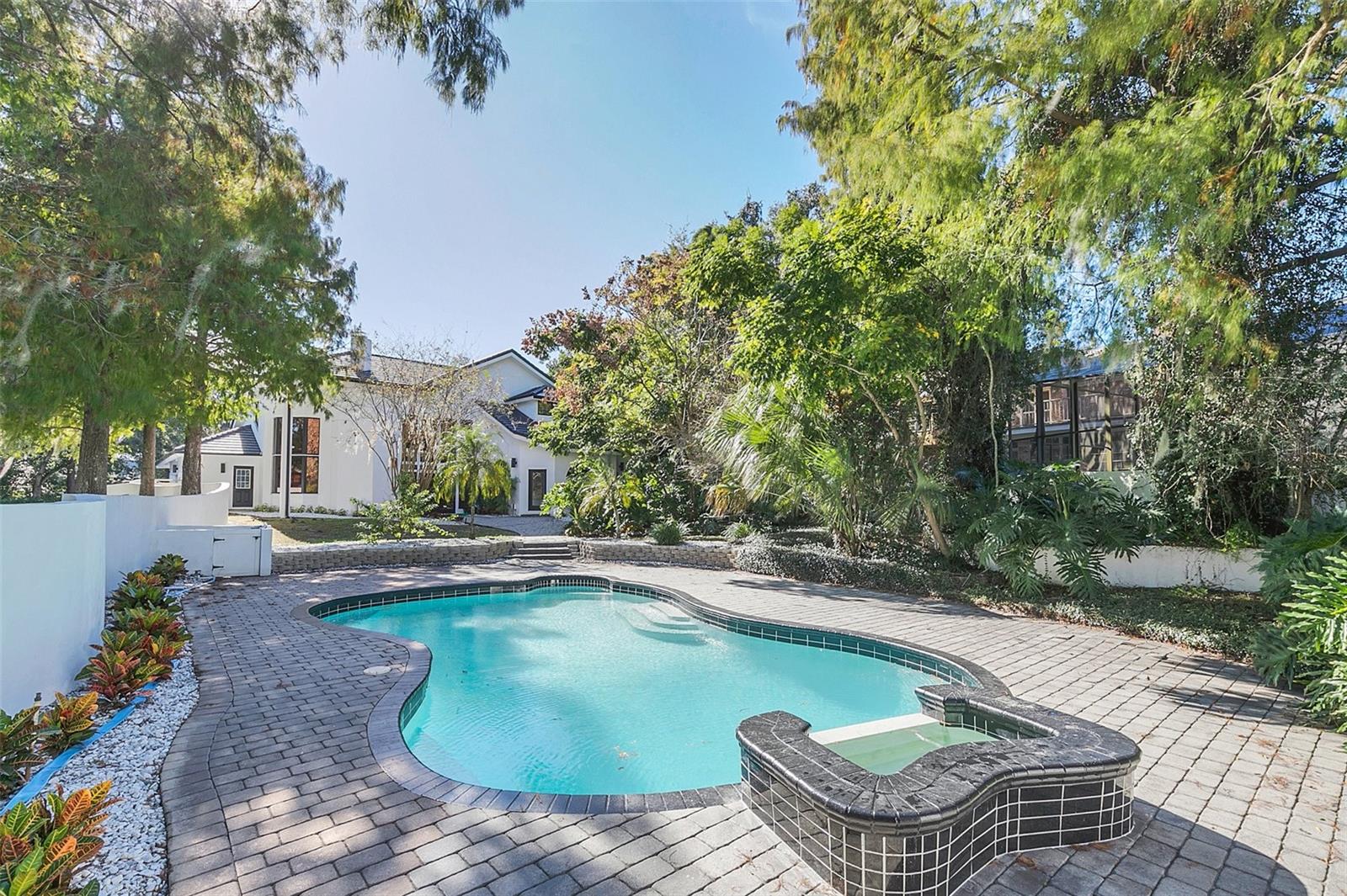 1438 BRISTOL PARK PL