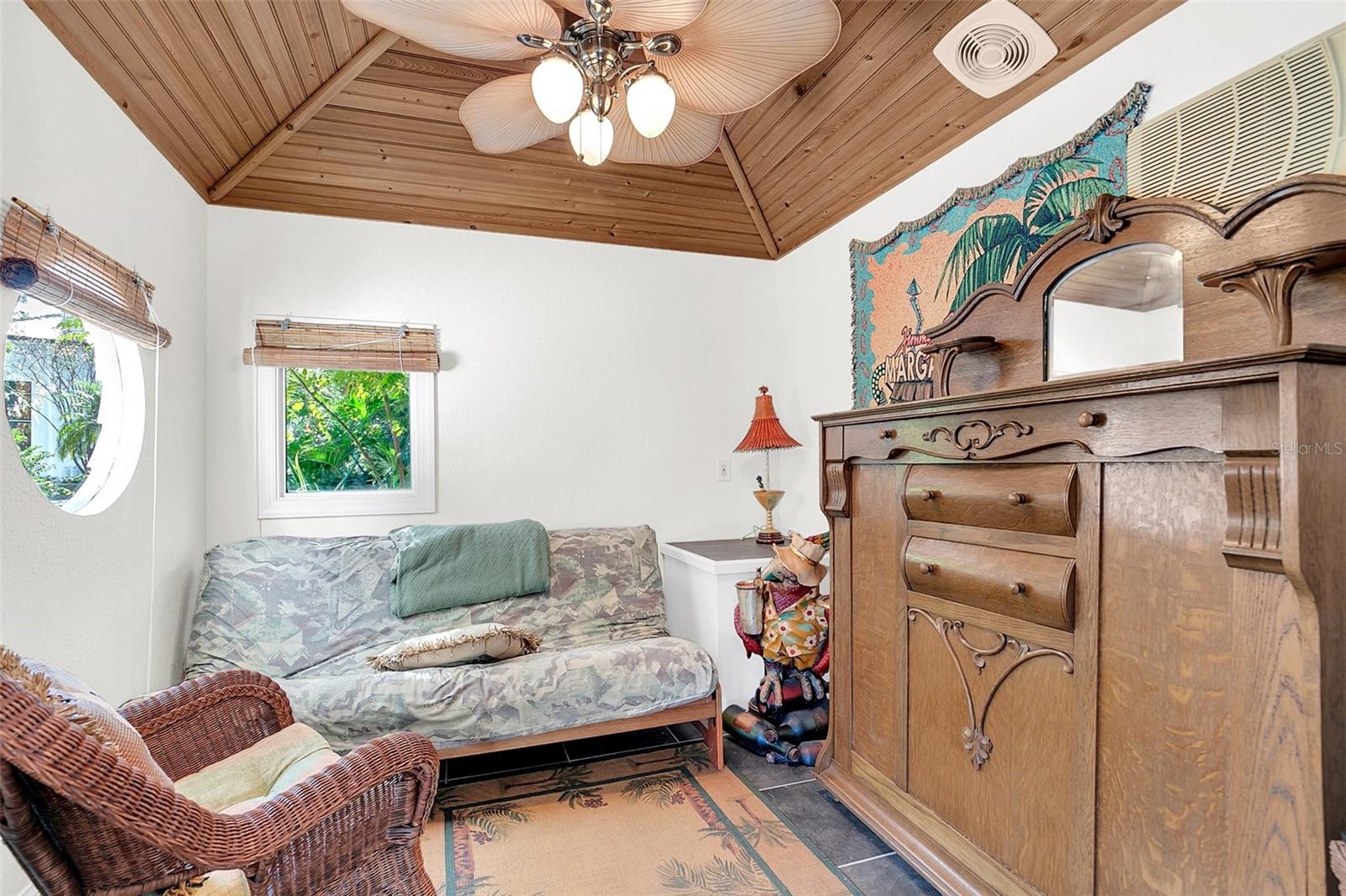 1438 BRISTOL PARK PL