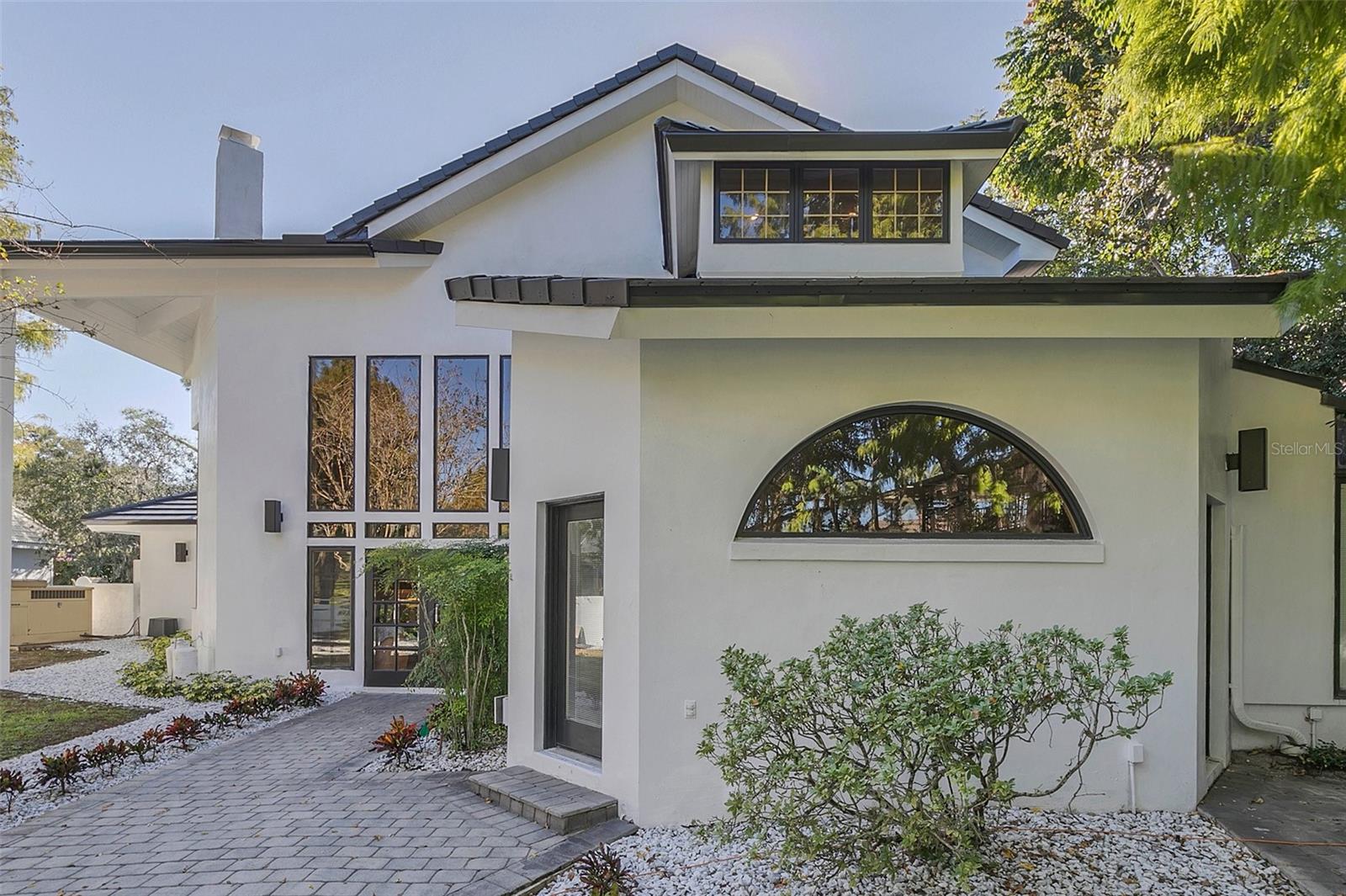 1438 BRISTOL PARK PL