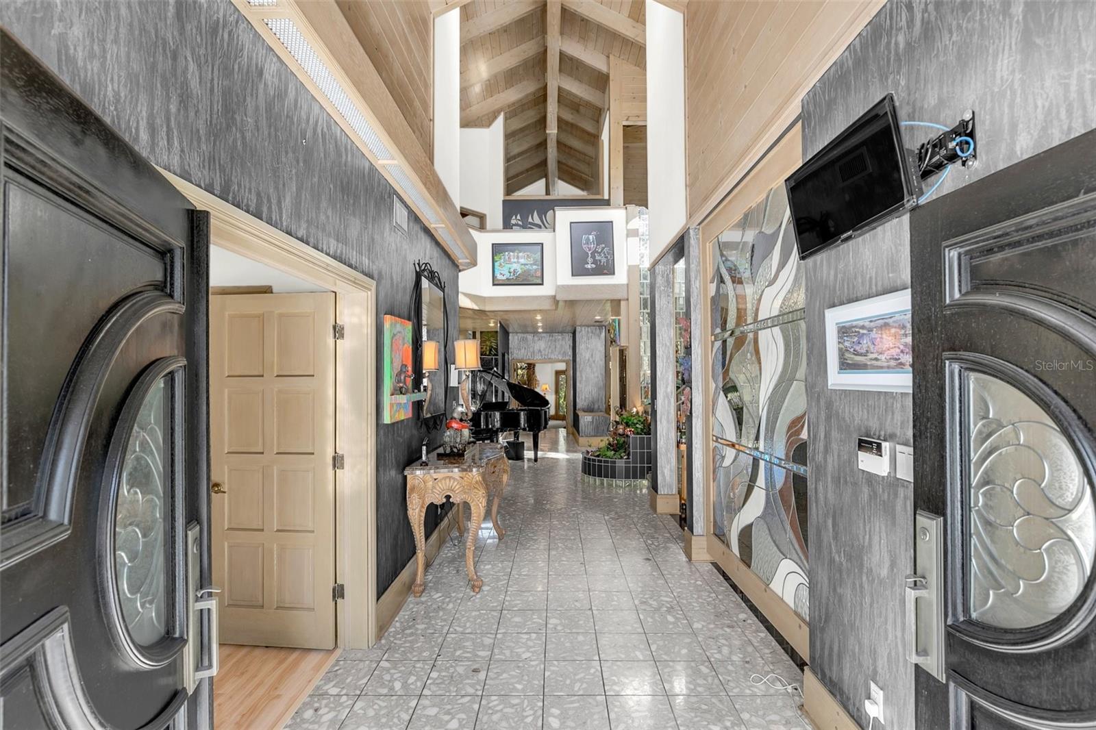 1438 BRISTOL PARK PL