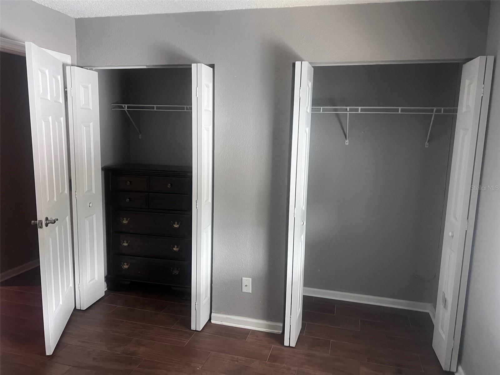 208 LEWFIELD CIR #208