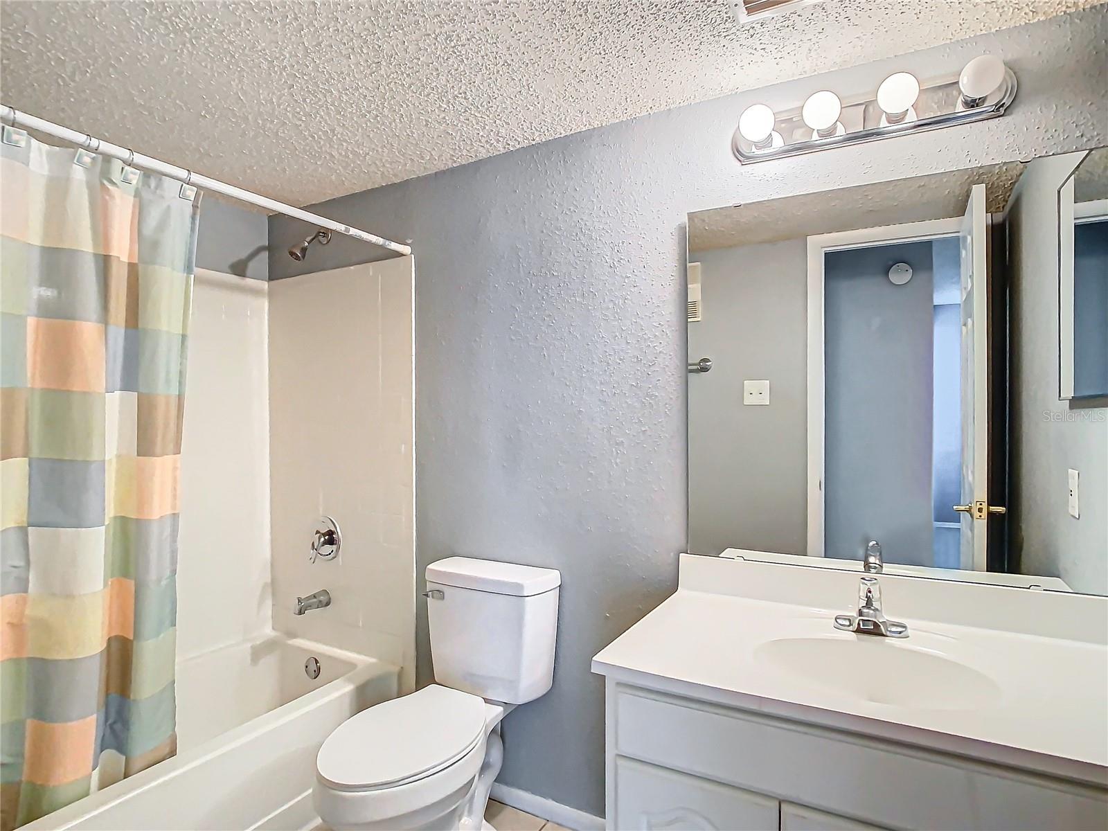 3700 IDLEBROOK CIR #114