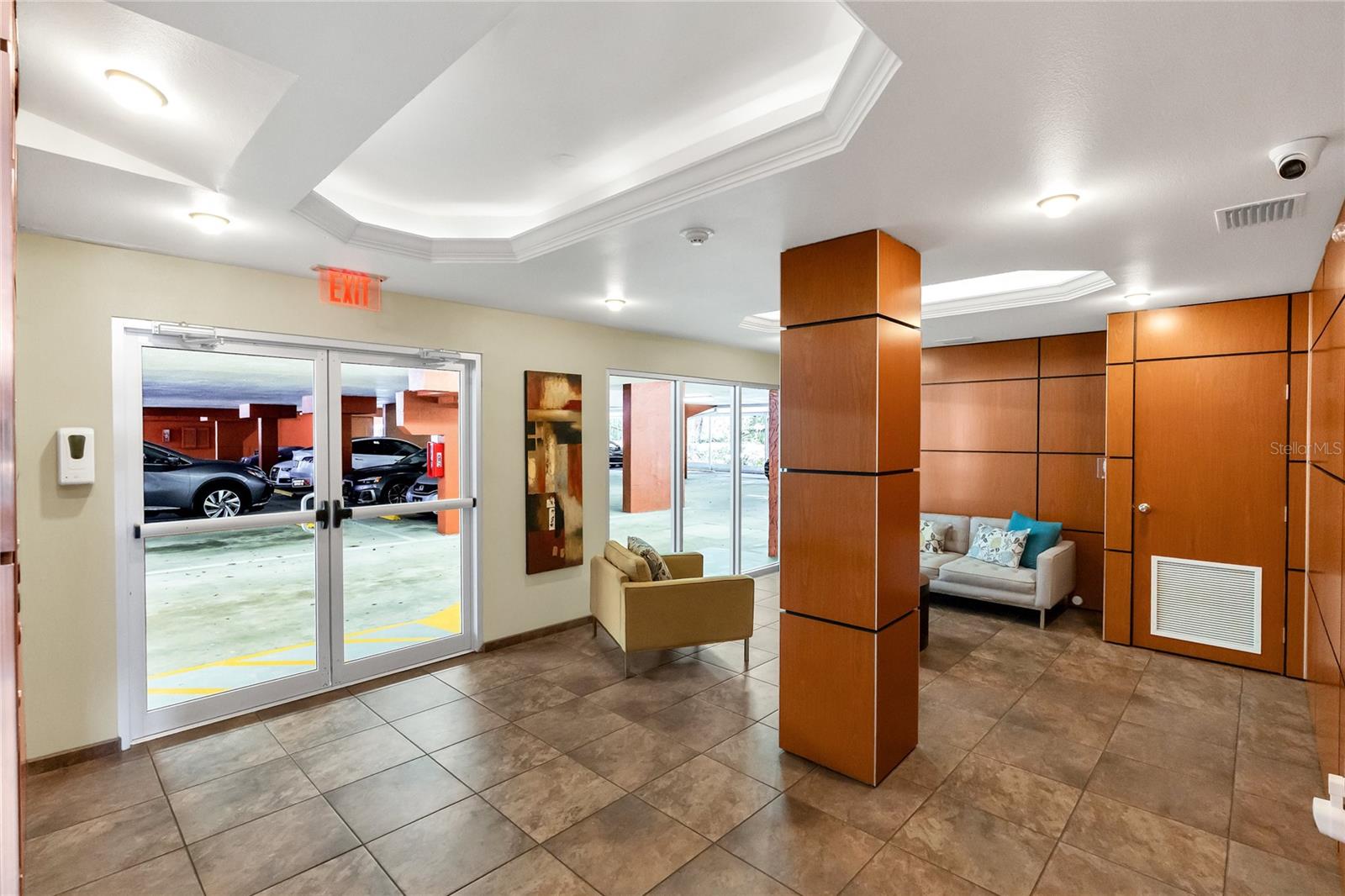 690 OSCEOLA AVE #410