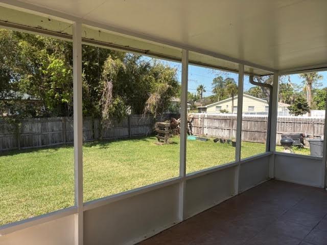 2720 BANYAN DR