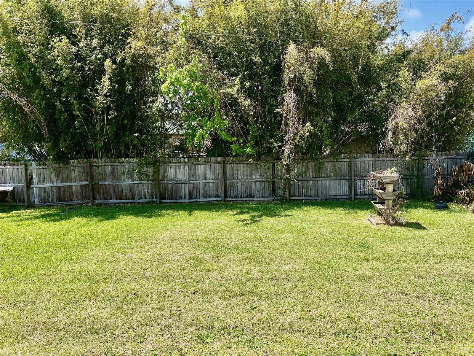 2720 BANYAN DR