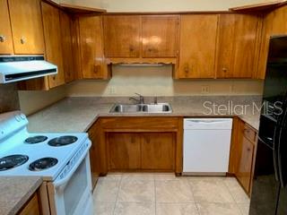 250 CEDARWOOD DR